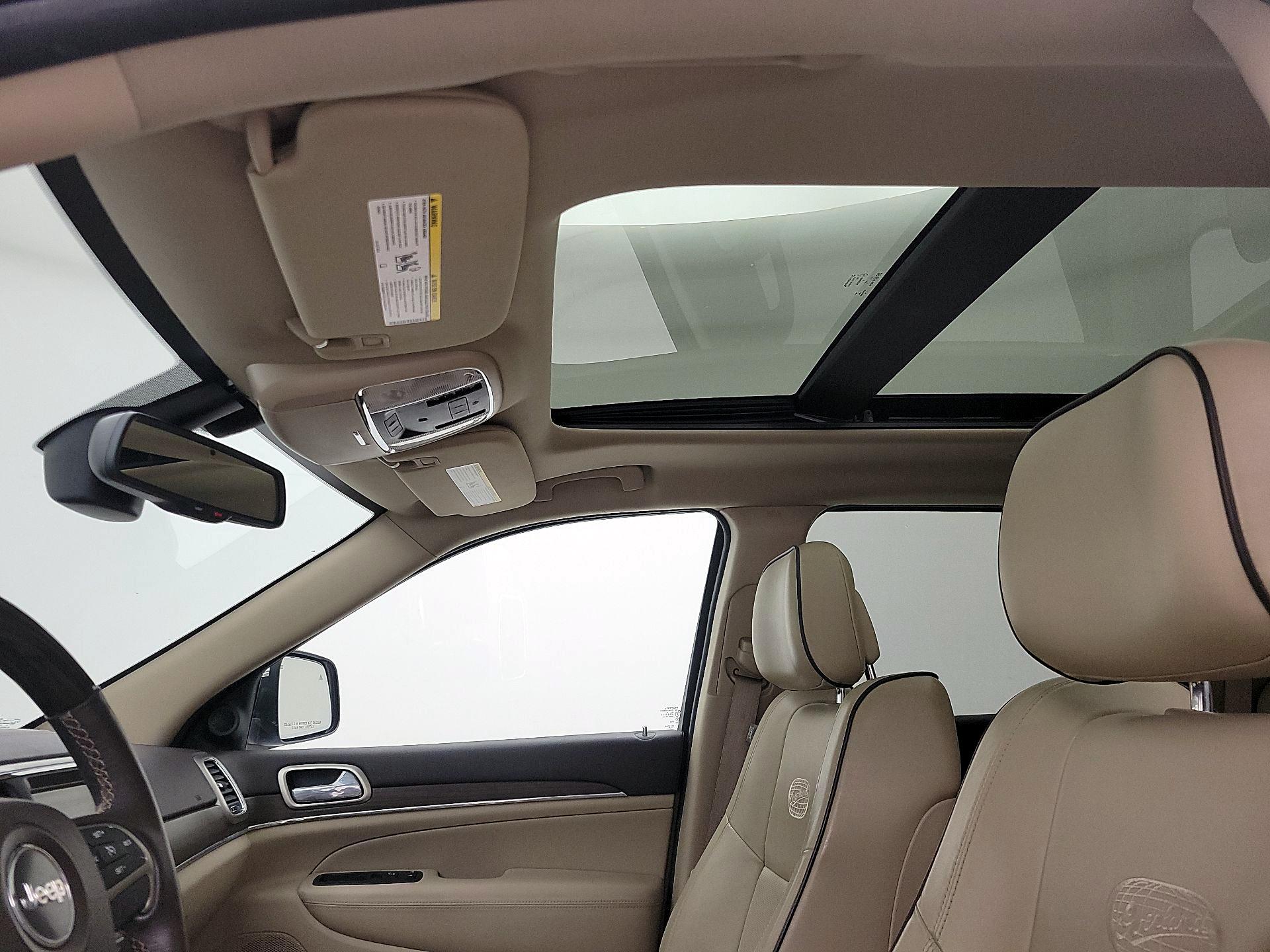 Thumbnail: 2016 Jeep Grand Cherokee - 20