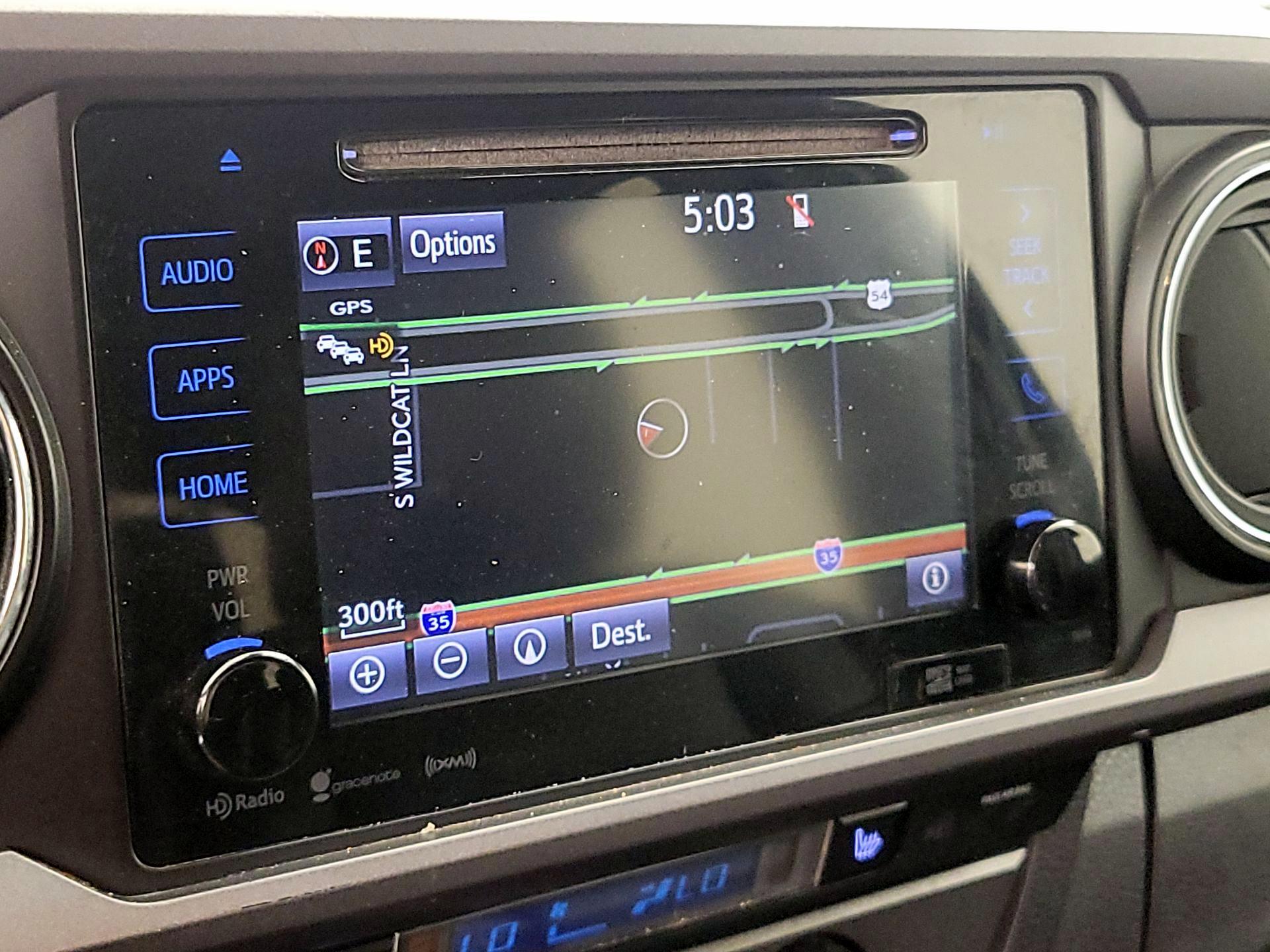 Thumbnail: 2019 Toyota Tacoma - 14