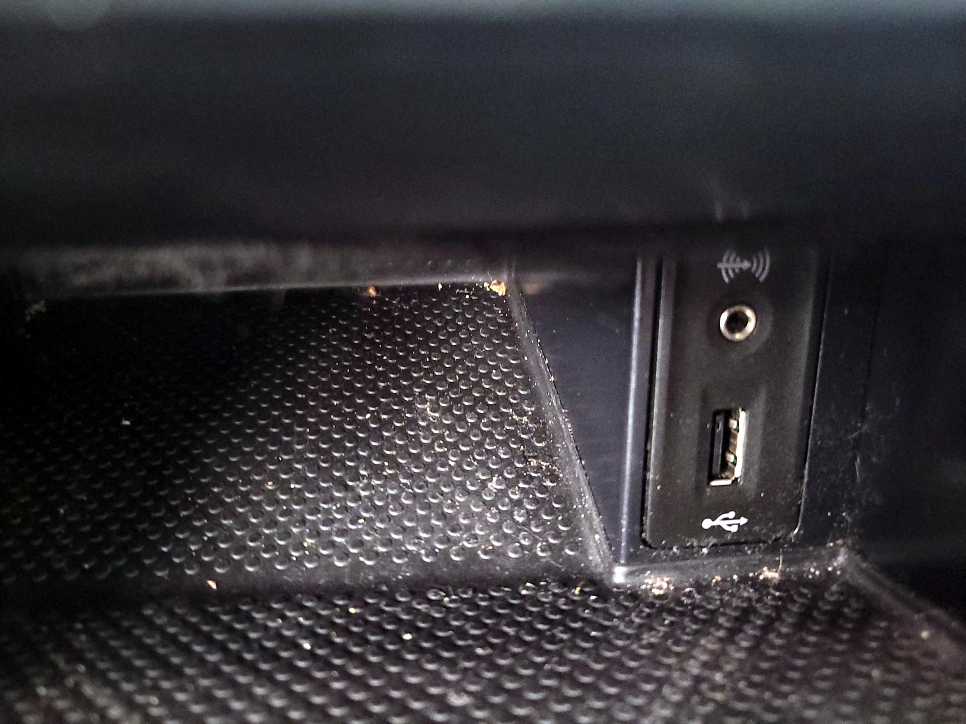 Thumbnail: 2017 Volkswagen Golf - 18