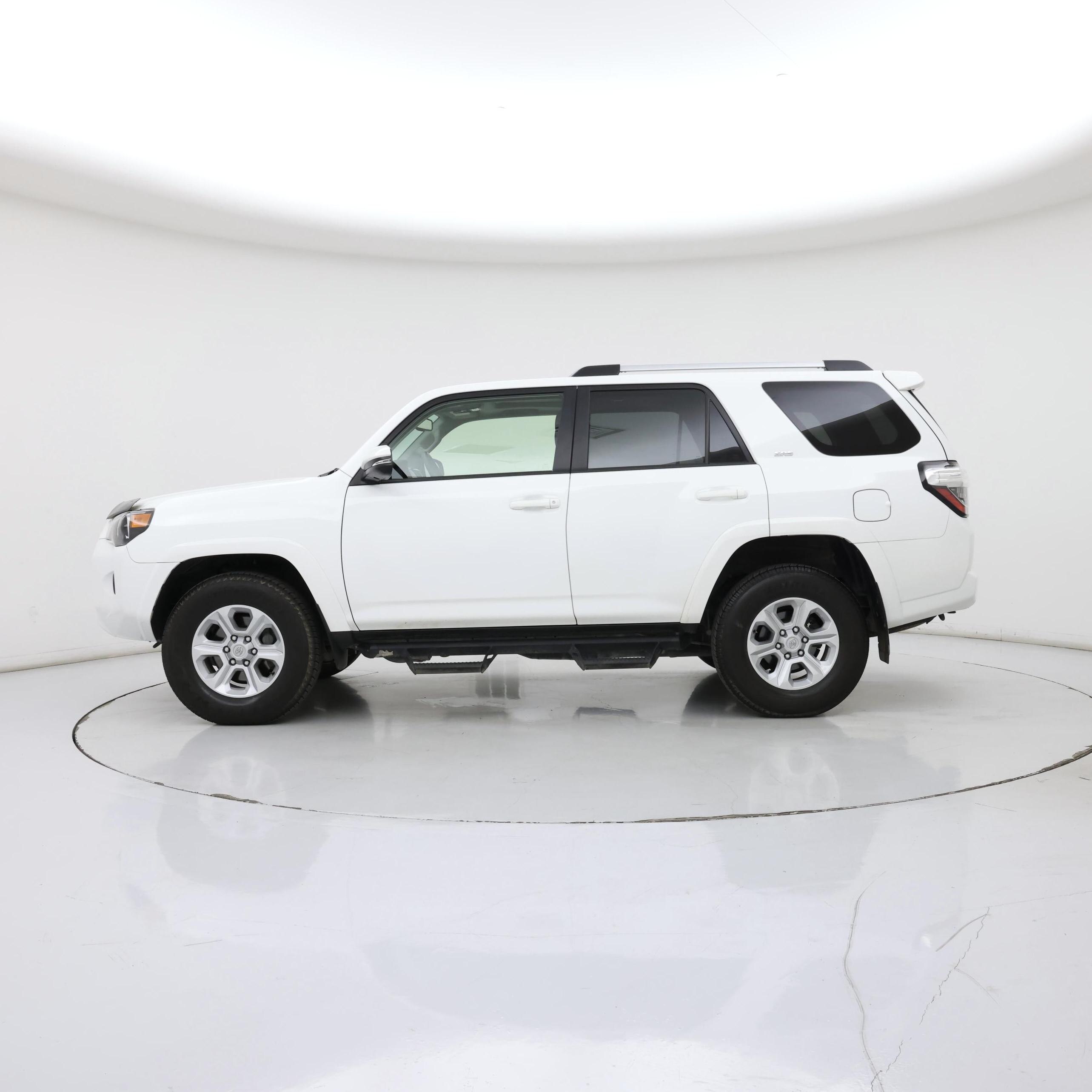 Thumbnail: 2023 Toyota 4Runner - 3