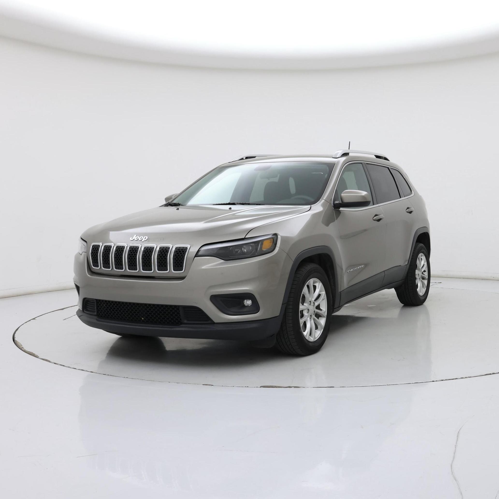 Thumbnail: 2019 Jeep Cherokee - 4