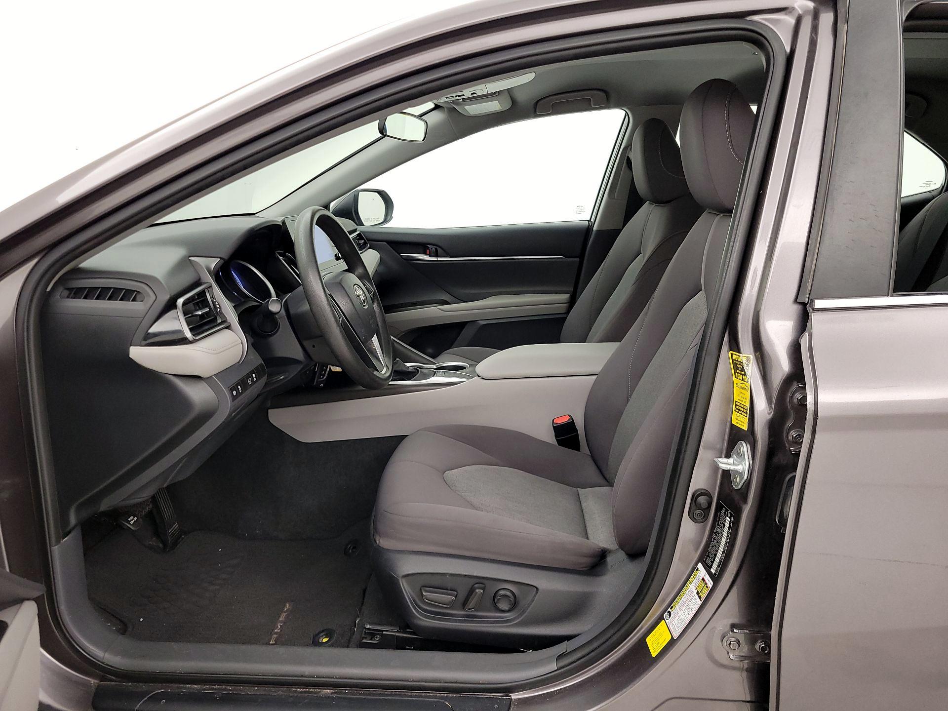 Thumbnail: 2023 Toyota Camry - 11