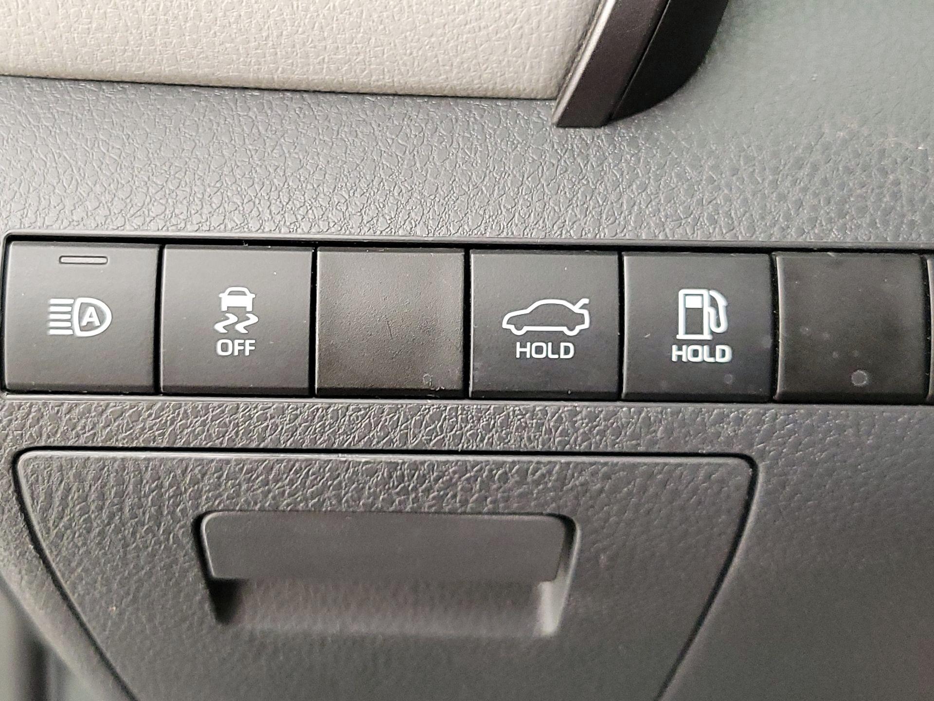 Thumbnail: 2023 Toyota Camry - 13