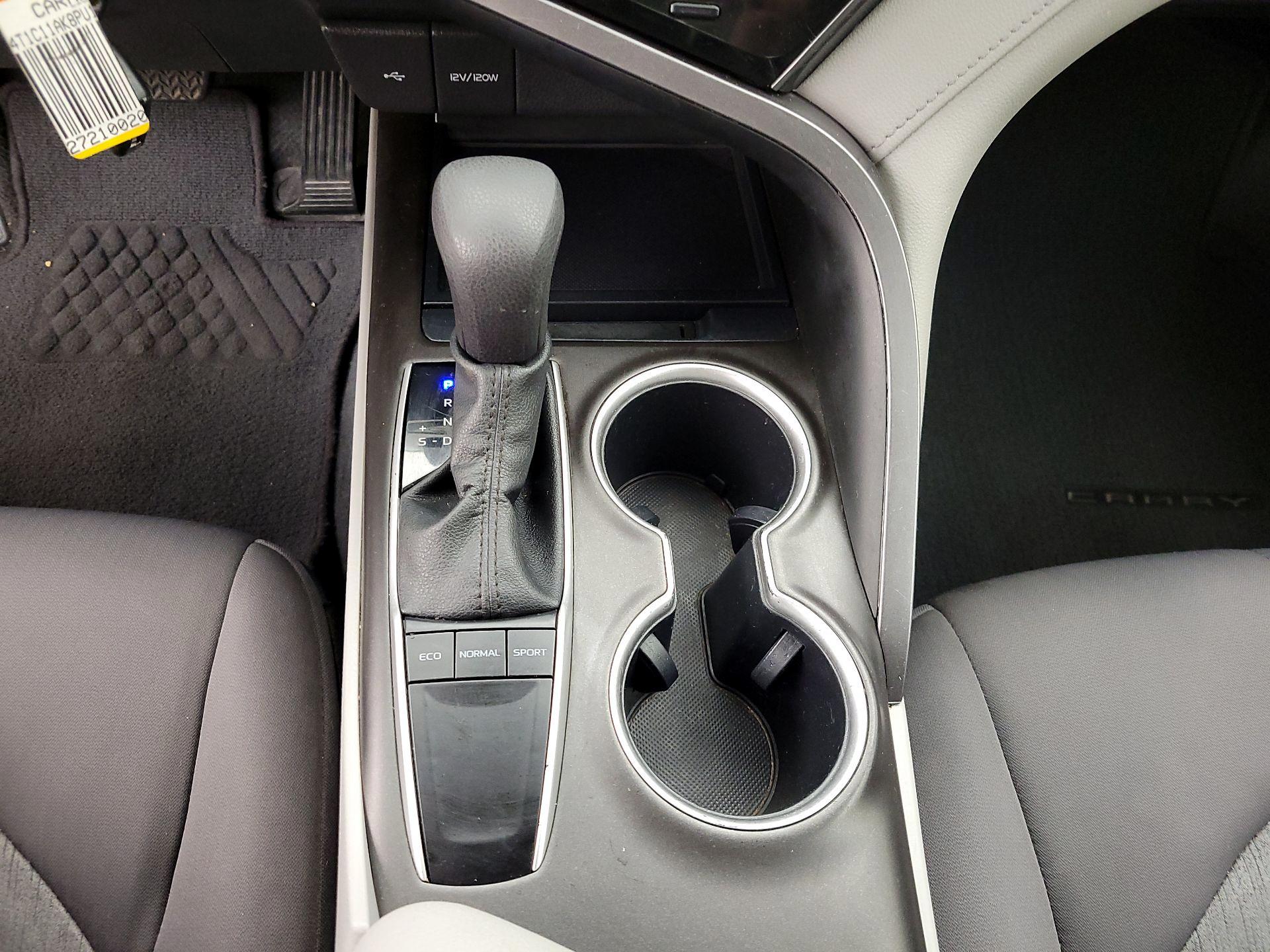 Thumbnail: 2023 Toyota Camry - 17