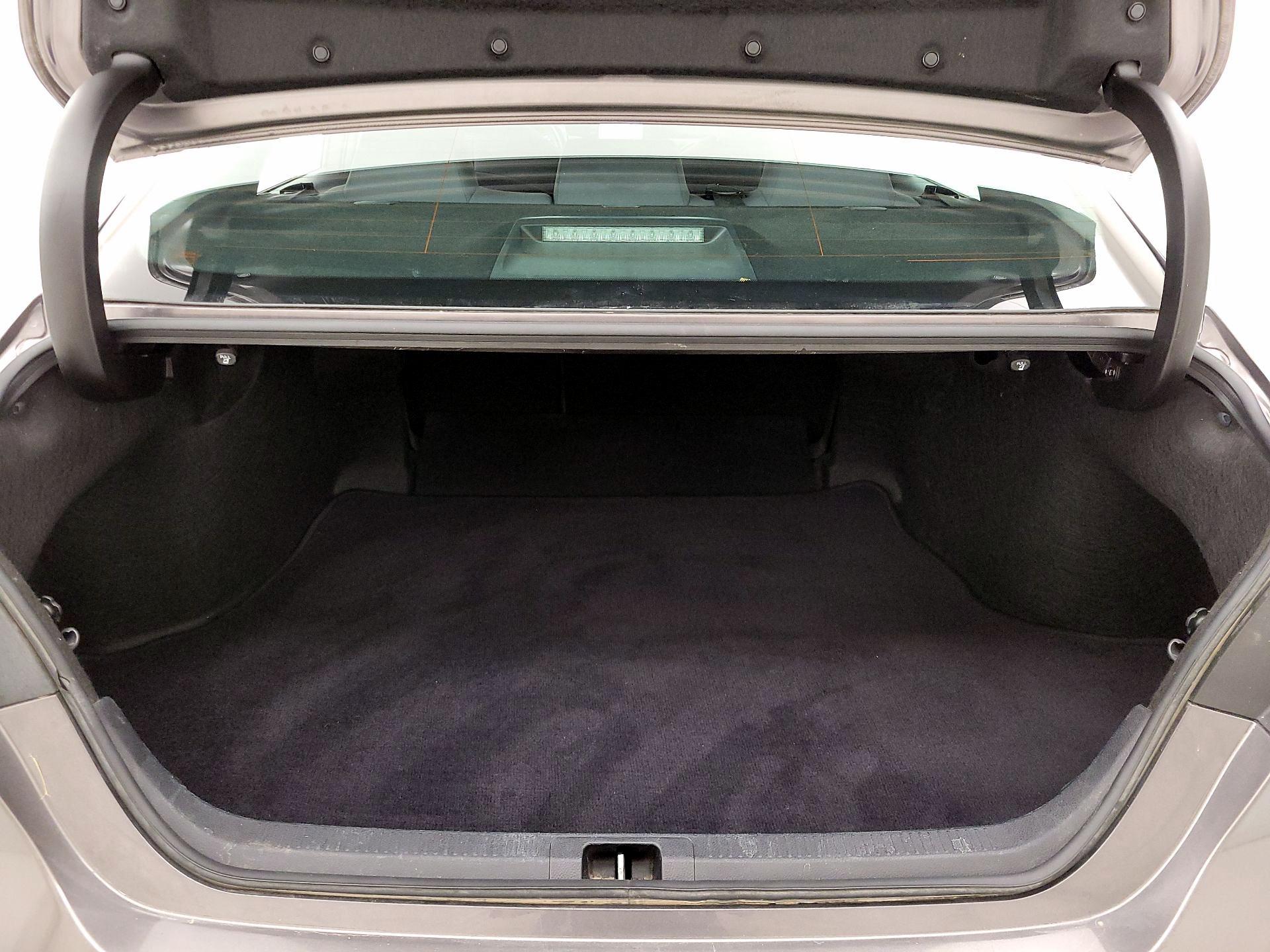 Thumbnail: 2023 Toyota Camry - 20