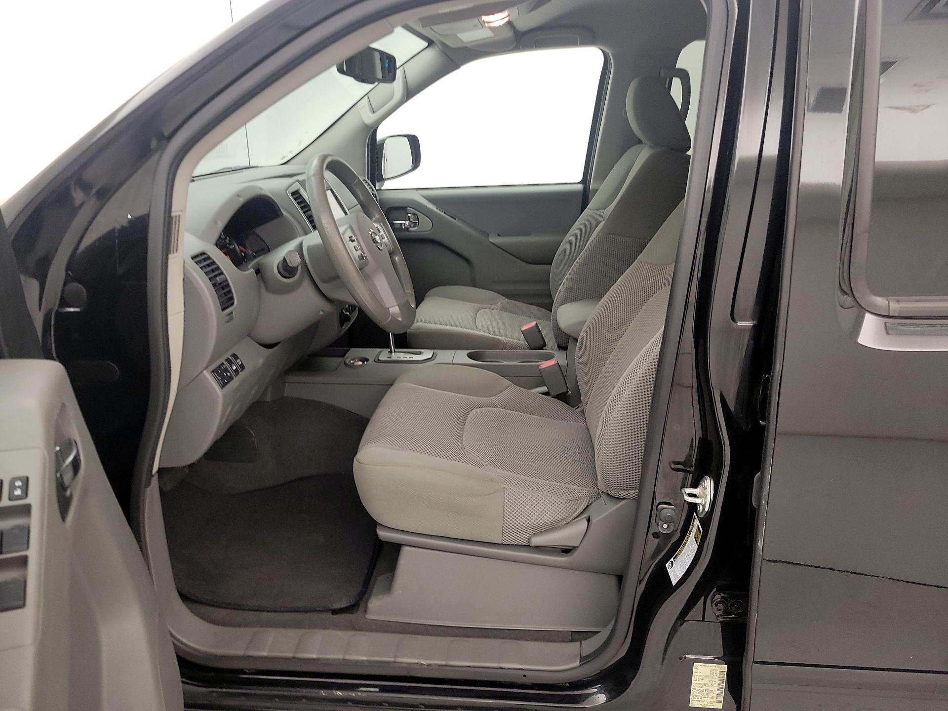 Thumbnail: 2021 Nissan Frontier - 11