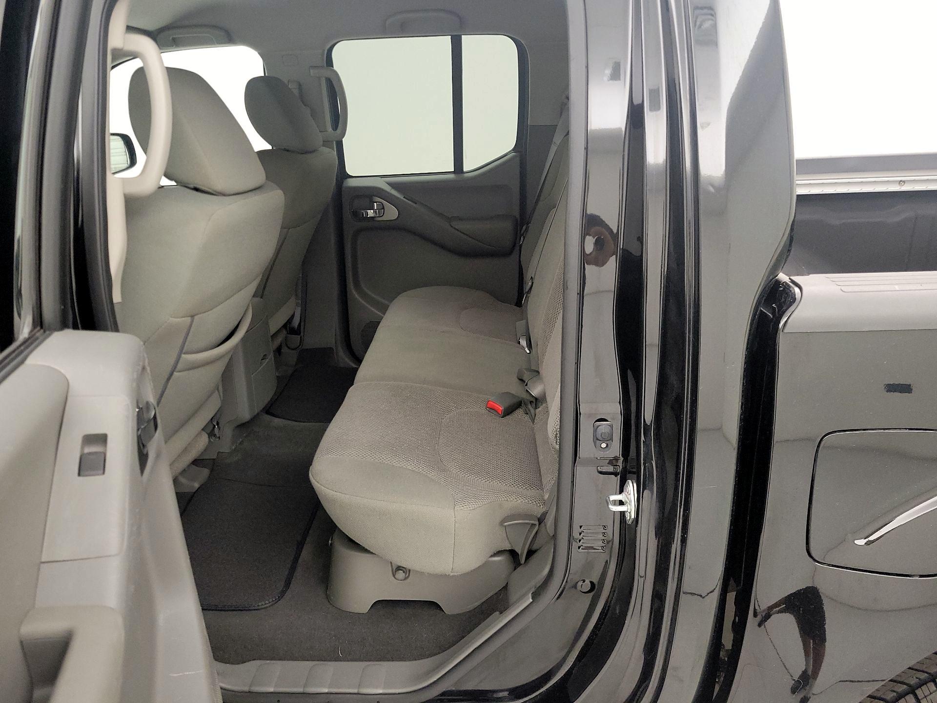 Thumbnail: 2021 Nissan Frontier - 19