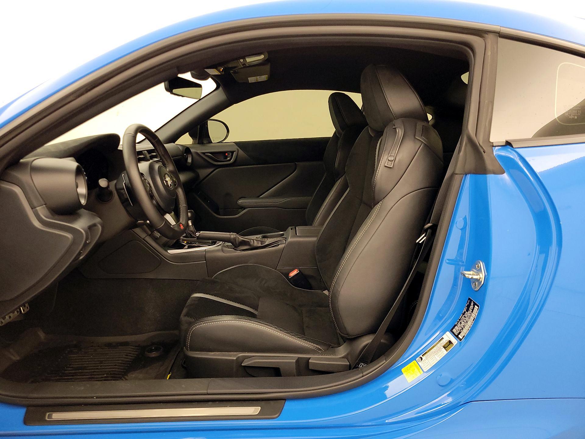 Thumbnail: 2022 Toyota GR86 - 11