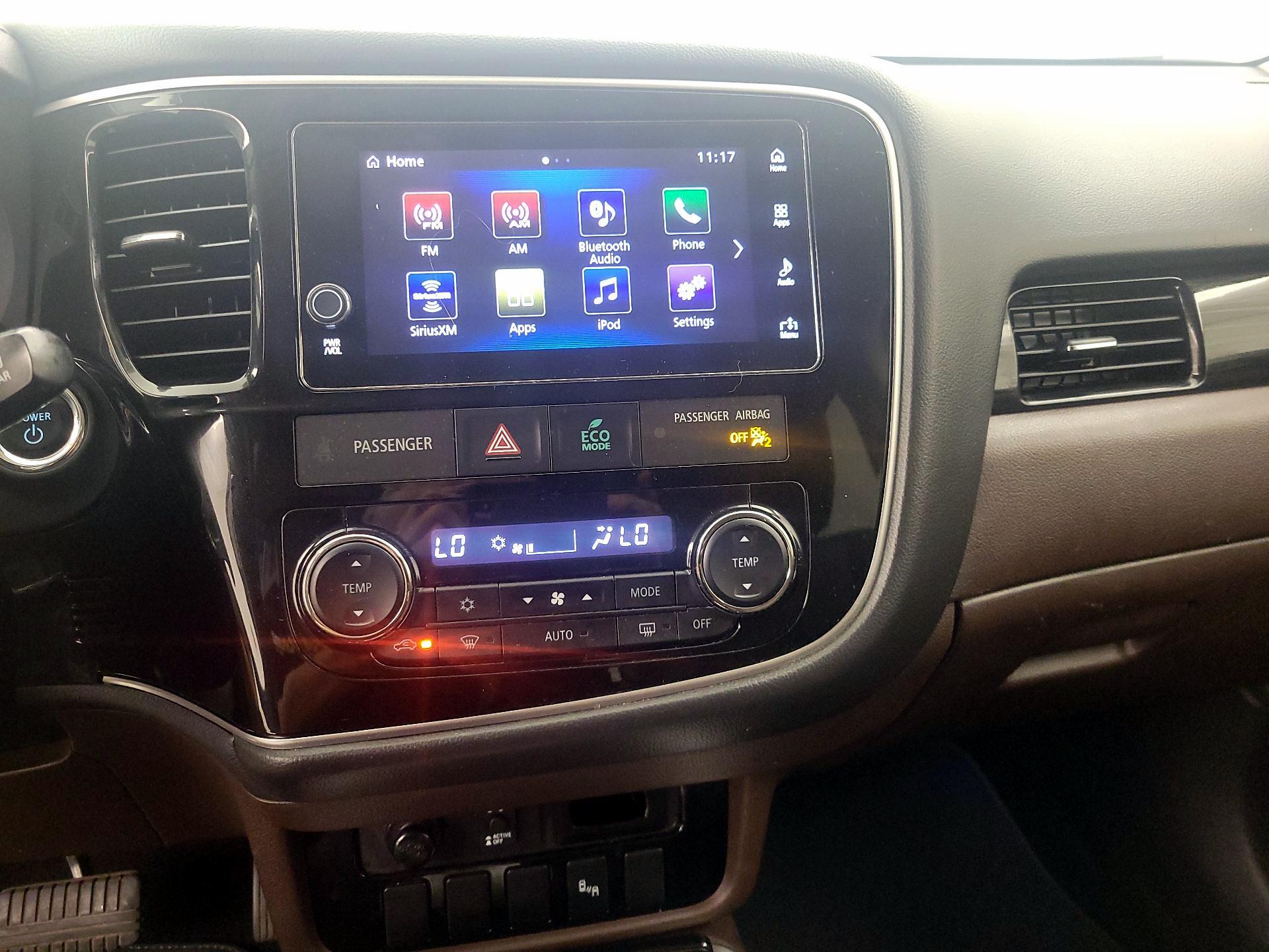 Thumbnail: 2018 Mitsubishi Outlander - 15