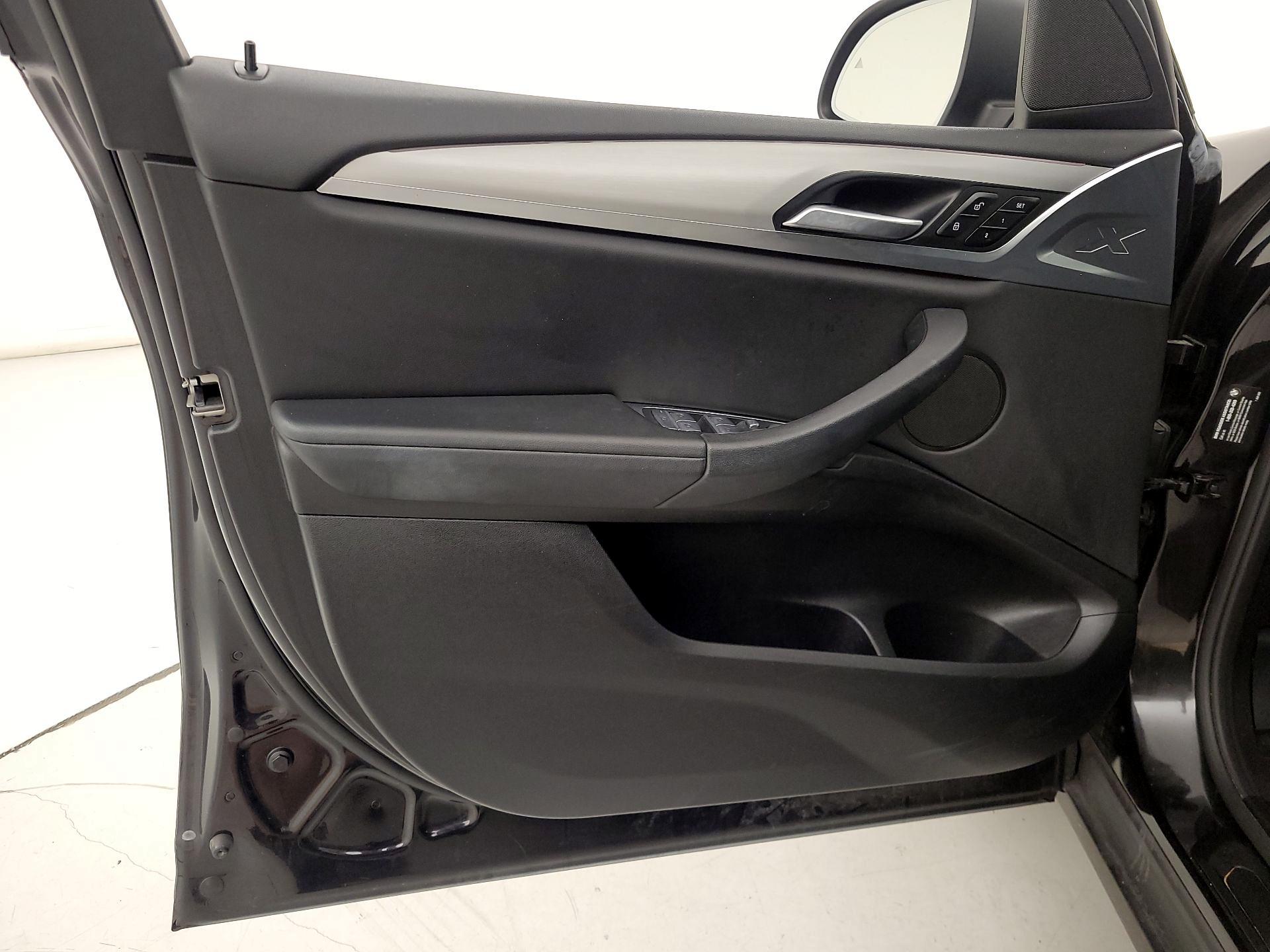 Thumbnail: 2022 BMW X3 - 12