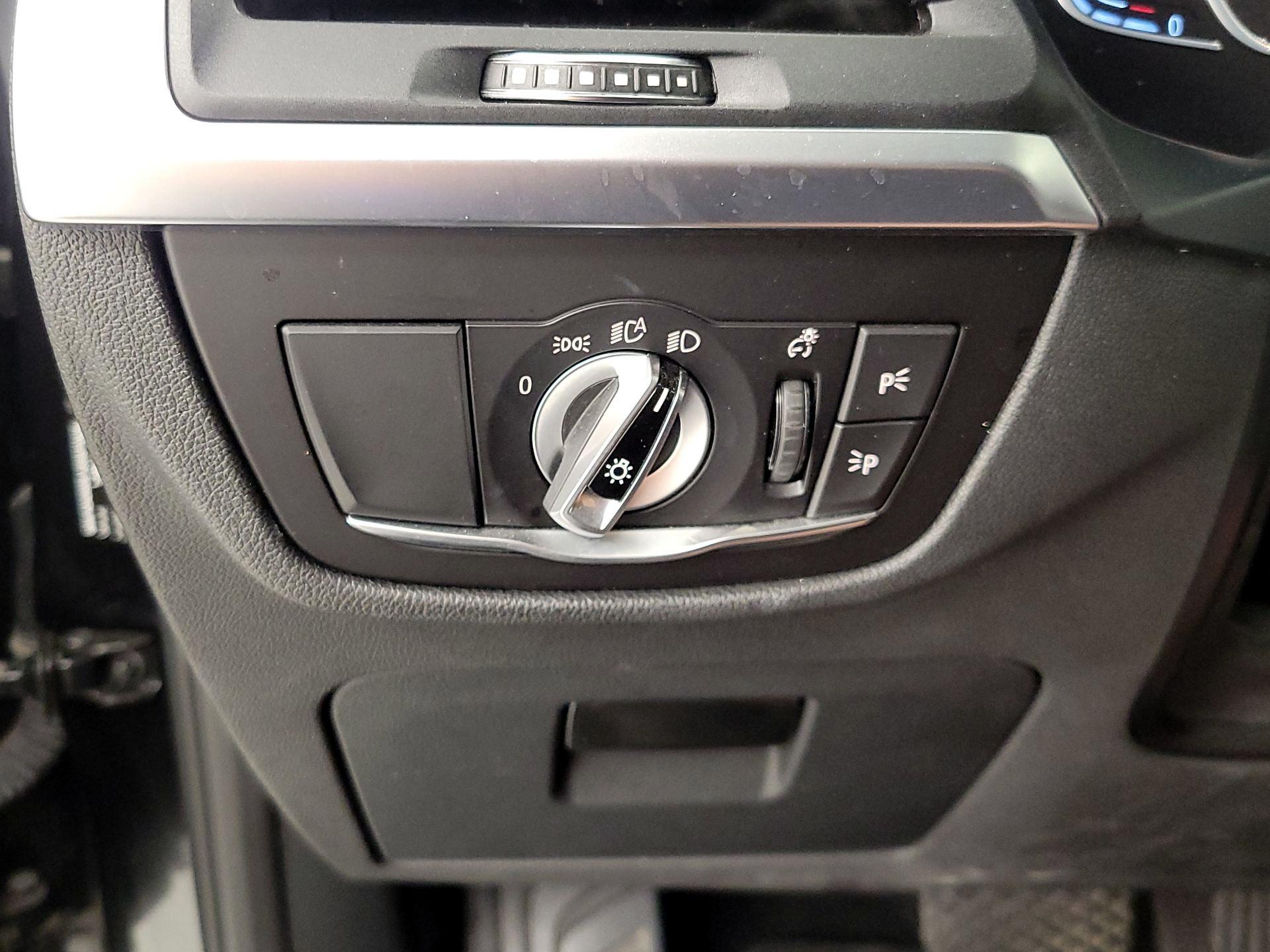 Thumbnail: 2022 BMW X3 - 13