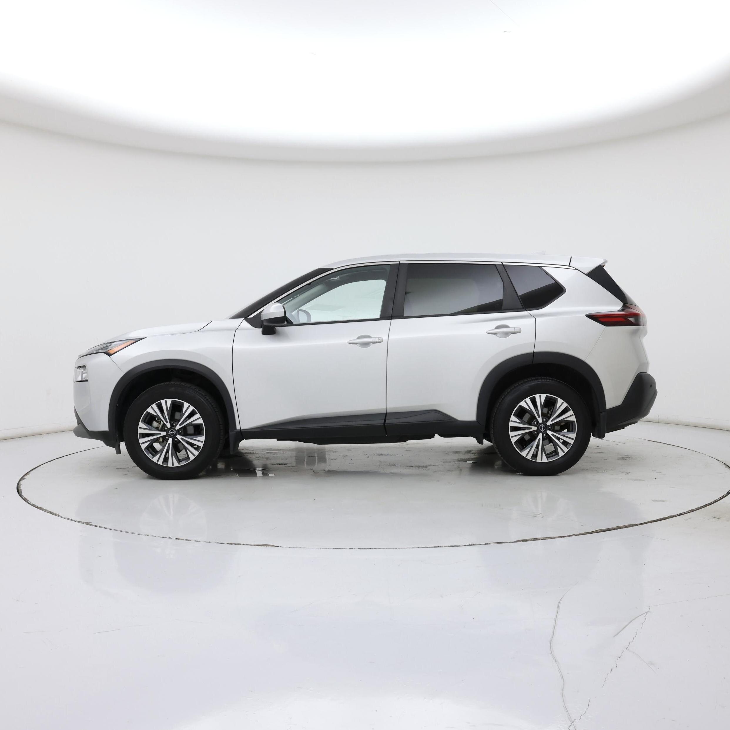 Thumbnail: 2023 Nissan Rogue - 3