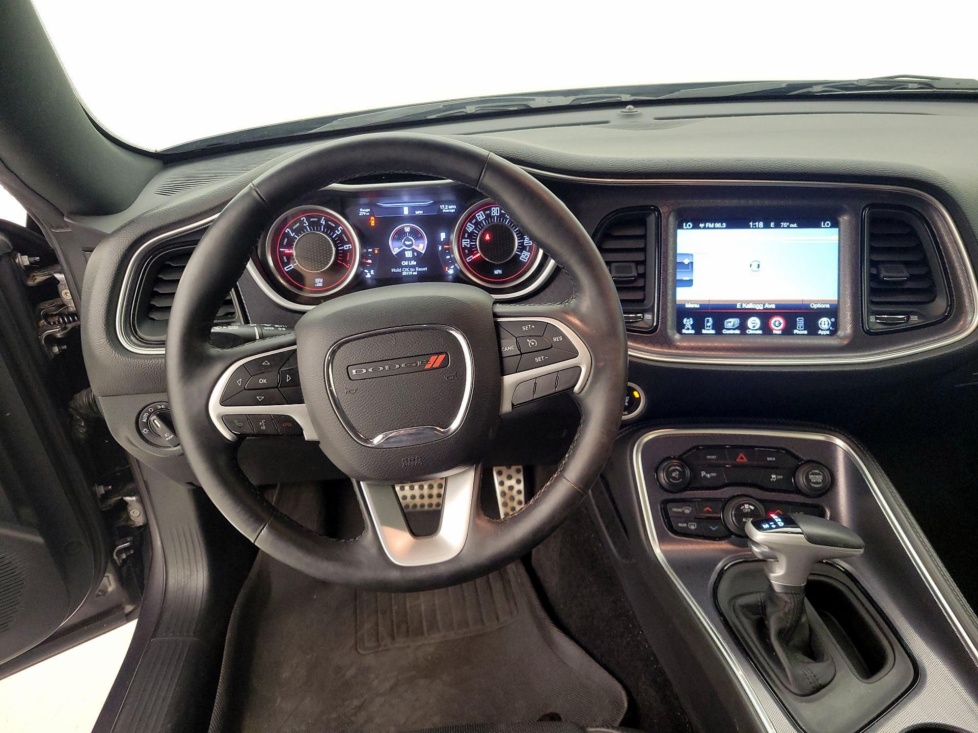 Thumbnail: 2015 Dodge Challenger - 10