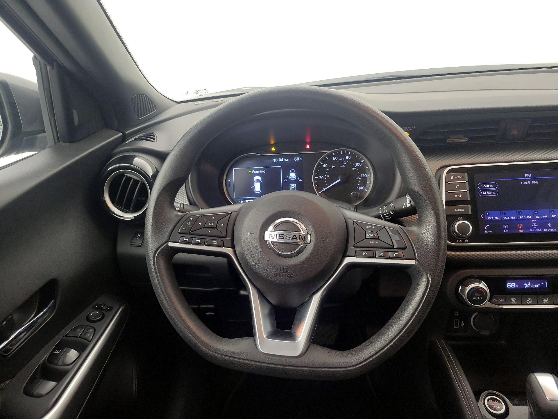 Thumbnail: 2018 Nissan Kicks - 10