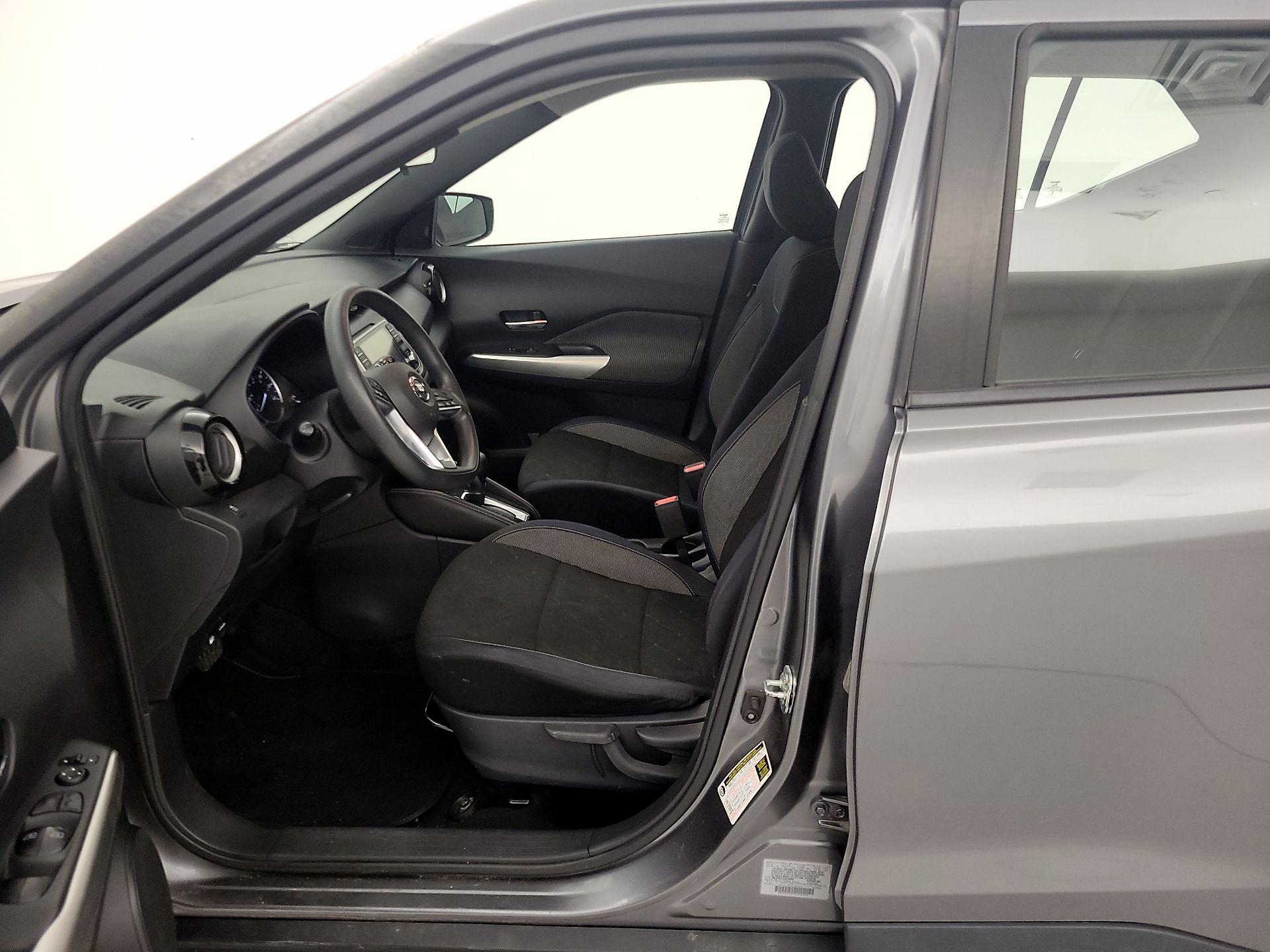 Thumbnail: 2018 Nissan Kicks - 11