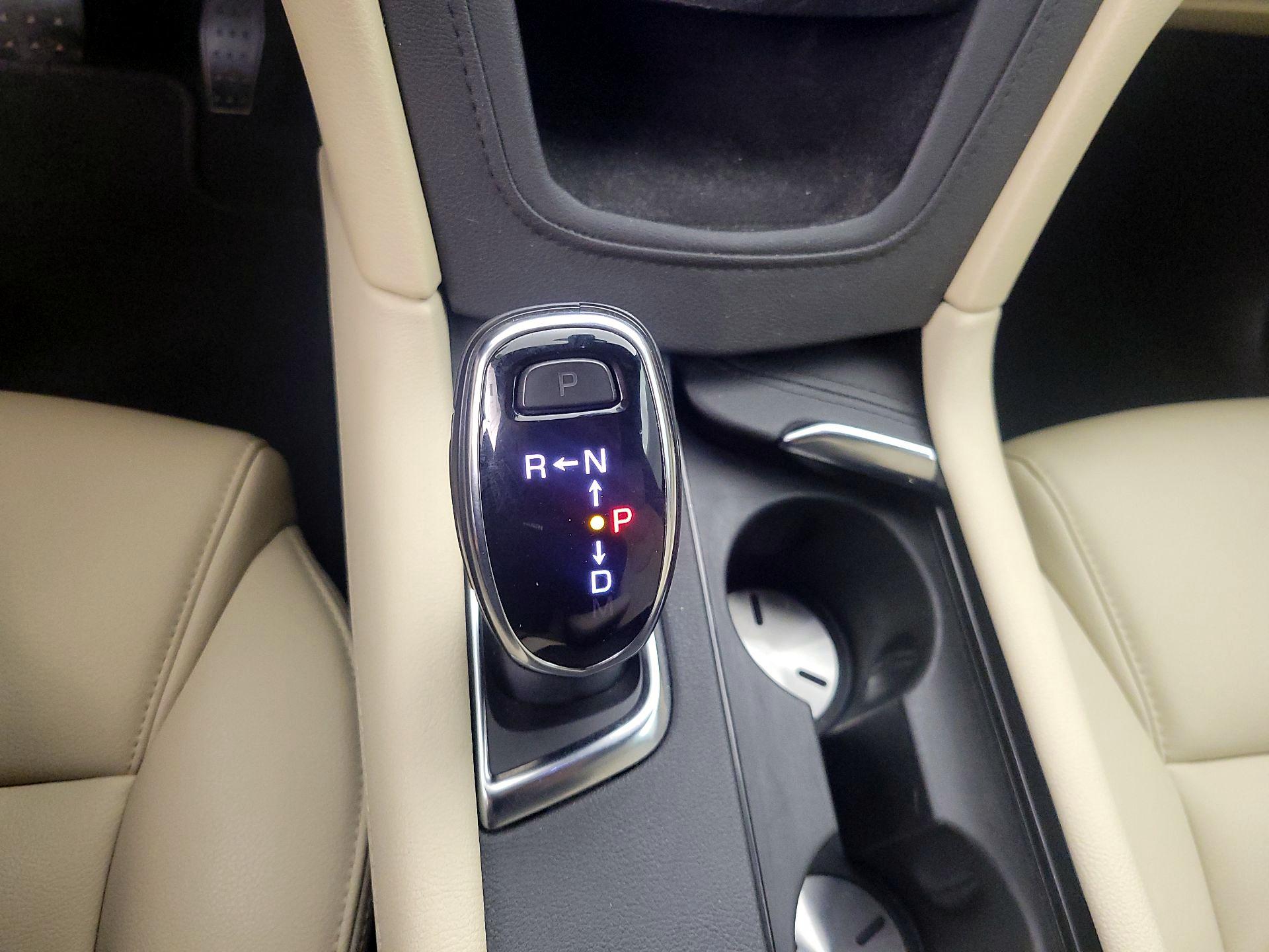 Thumbnail: 2019 Cadillac XT5 - 17