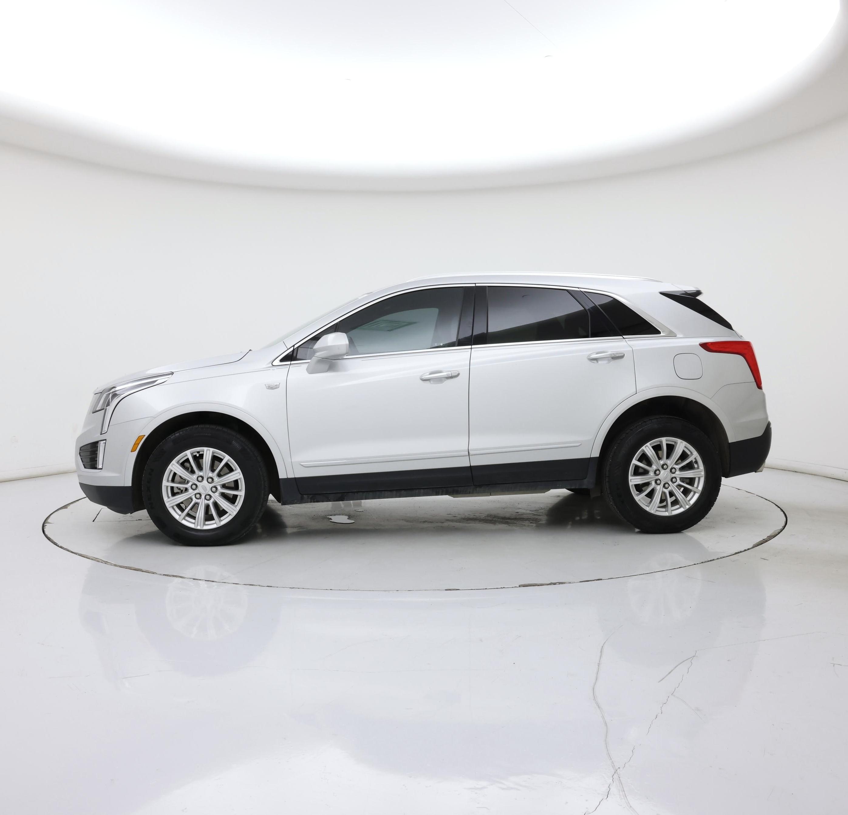 Thumbnail: 2019 Cadillac XT5 - 3