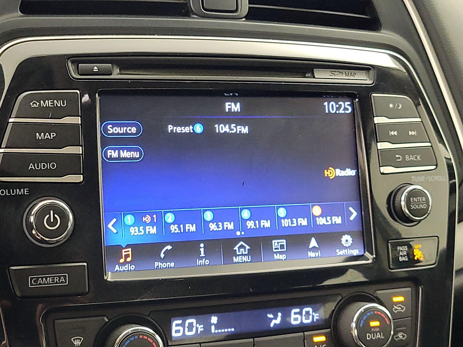 Thumbnail: 2017 Nissan Maxima - 16