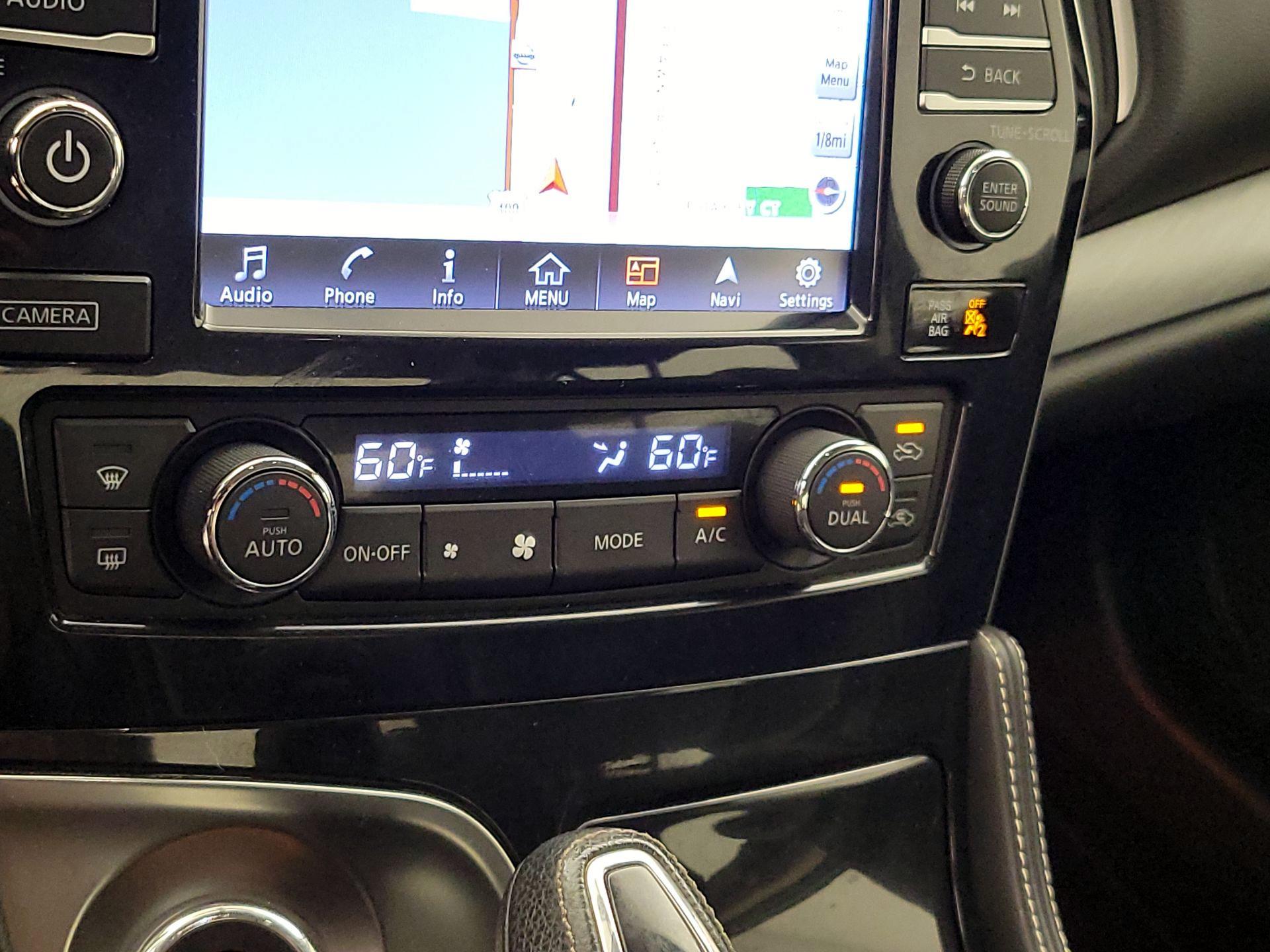 Thumbnail: 2017 Nissan Maxima - 17