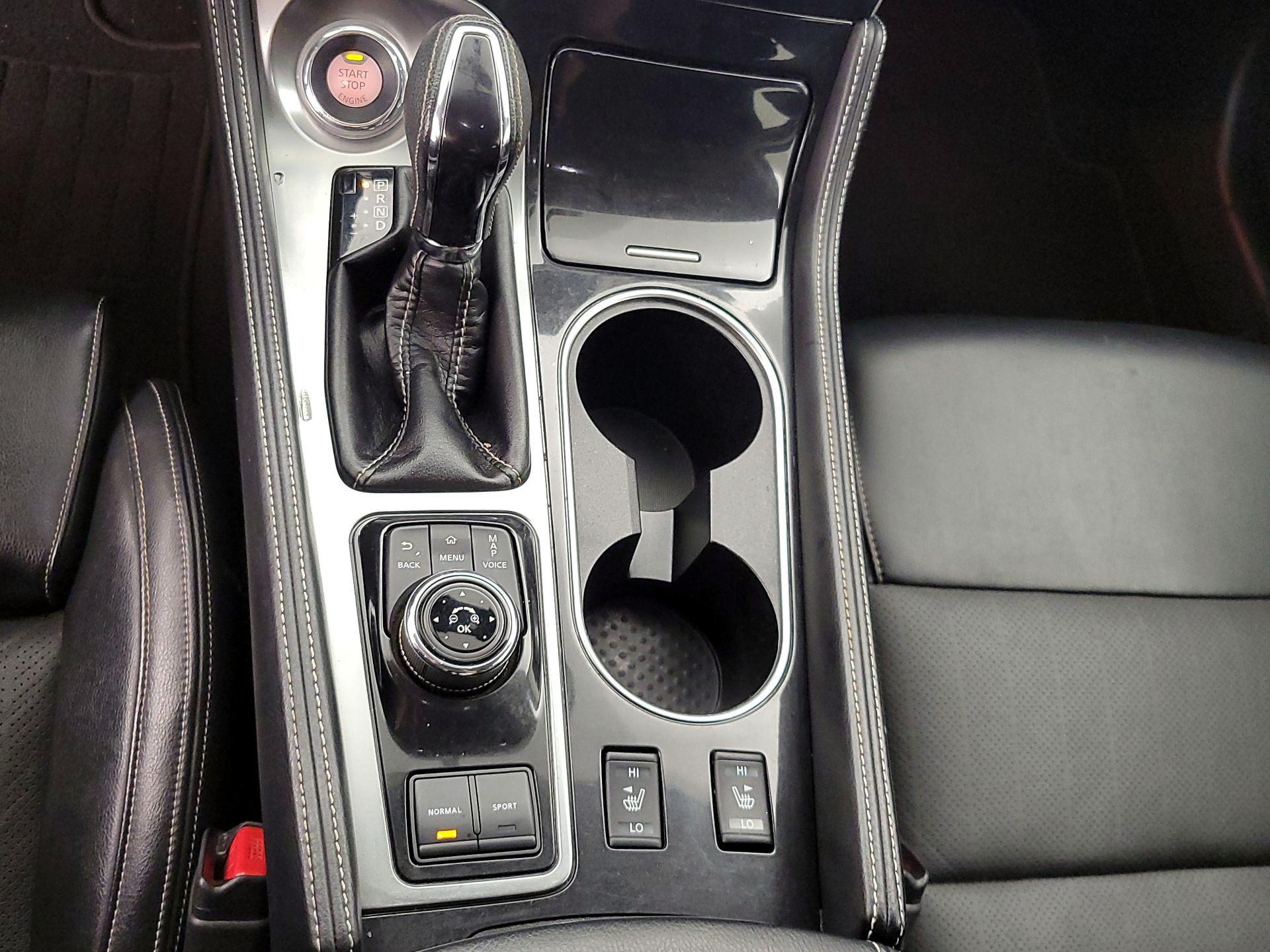 Thumbnail: 2017 Nissan Maxima - 18