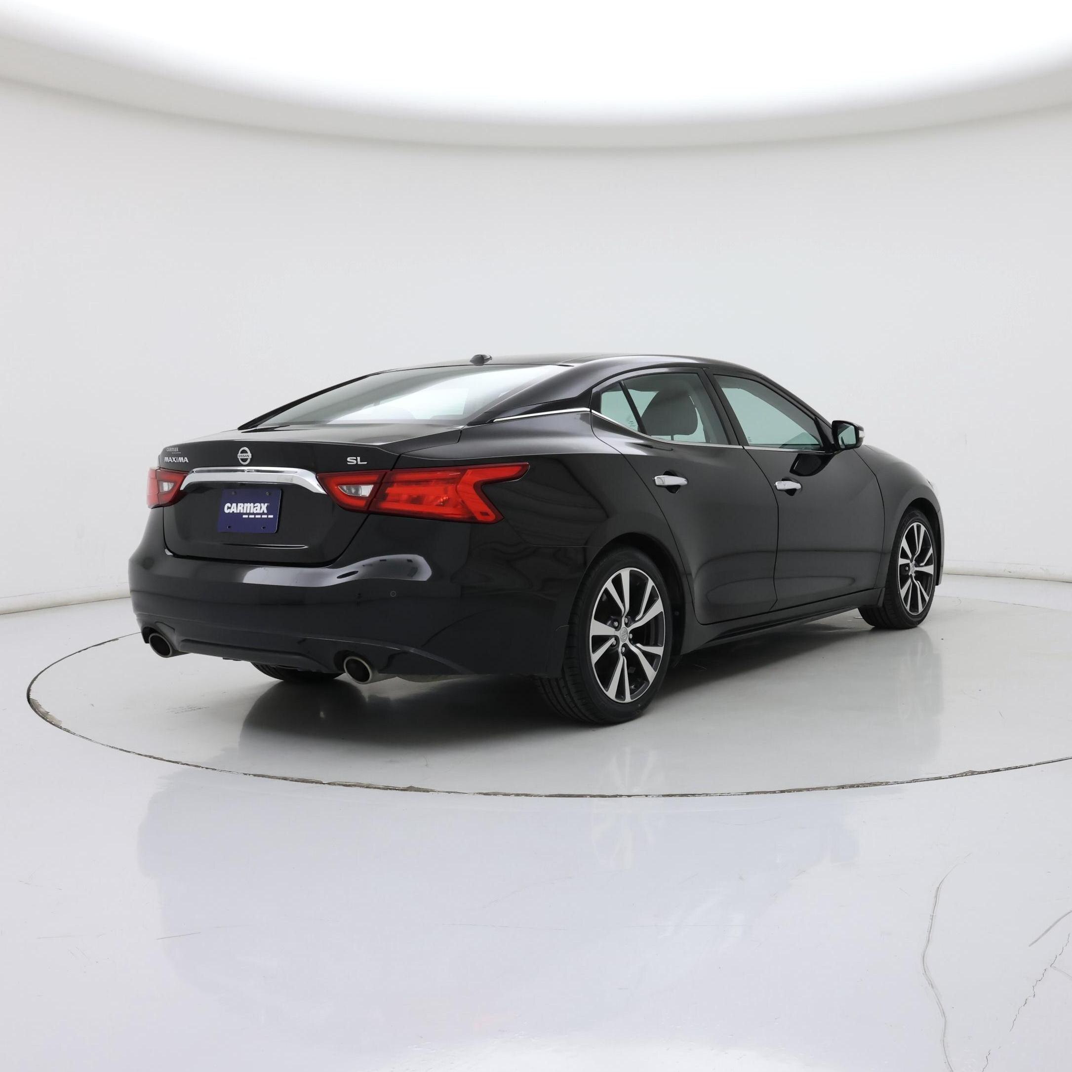 Thumbnail: 2017 Nissan Maxima - 8