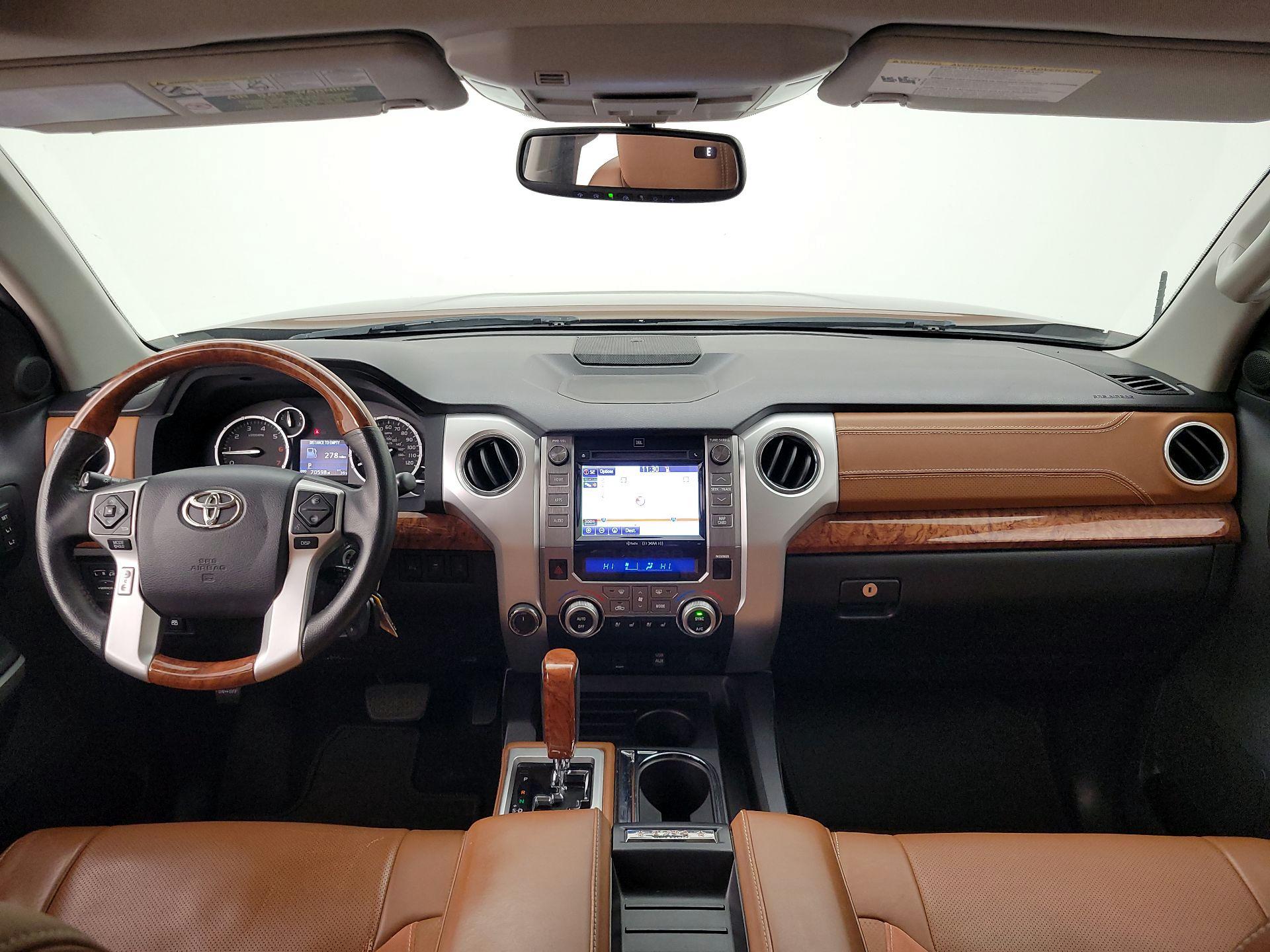 Thumbnail: 2015 Toyota Tundra - 9