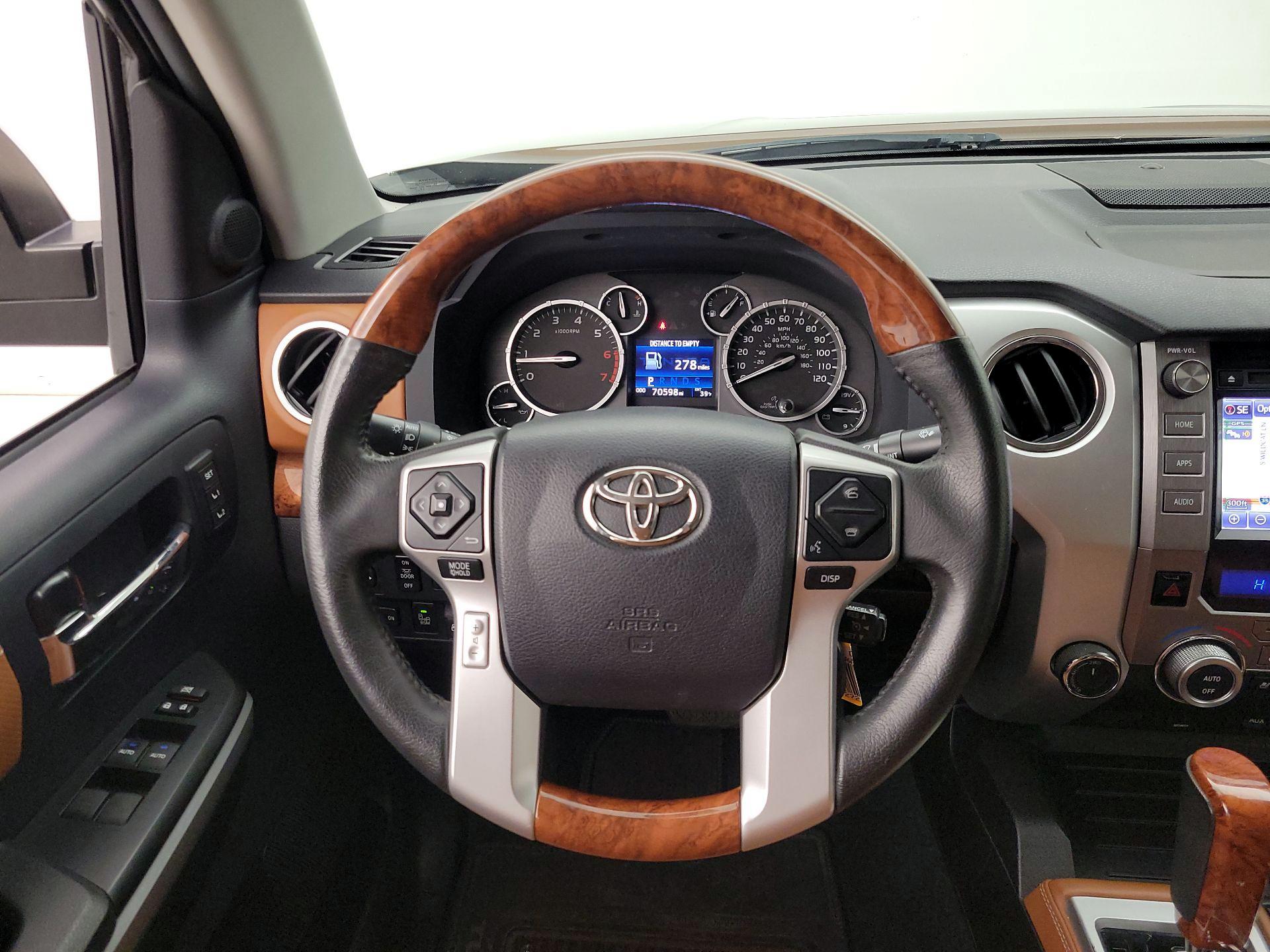 Thumbnail: 2015 Toyota Tundra - 10