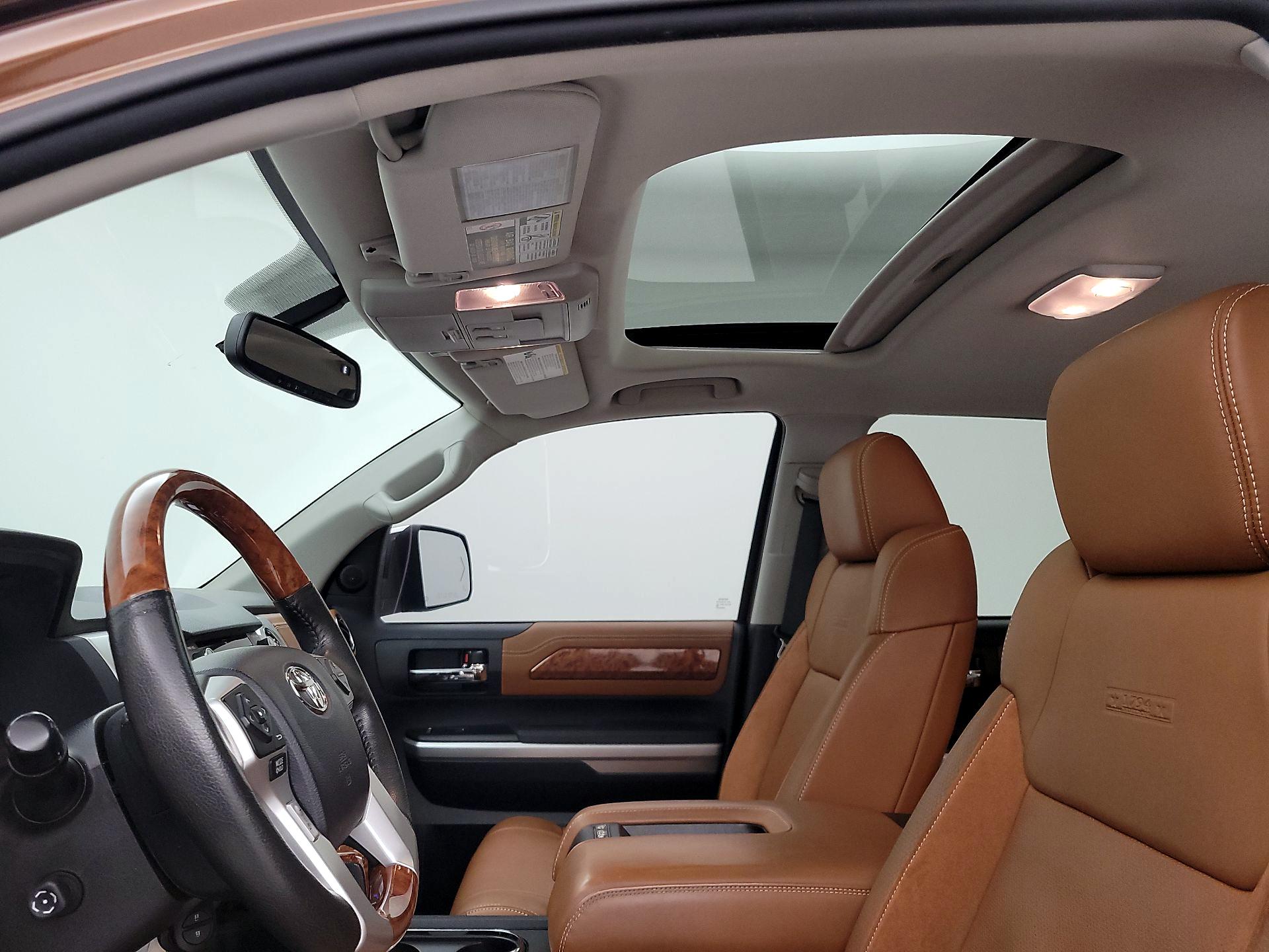 Thumbnail: 2015 Toyota Tundra - 20