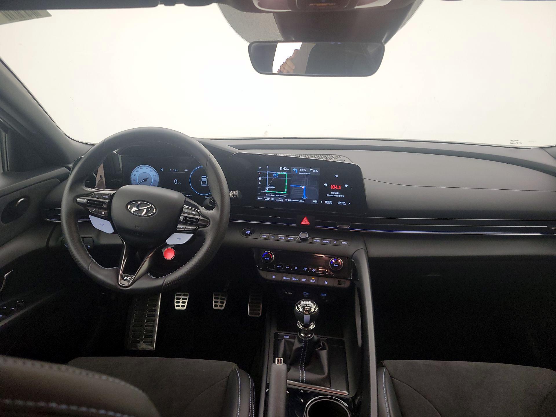 Thumbnail: 2023 Hyundai Elantra - 9