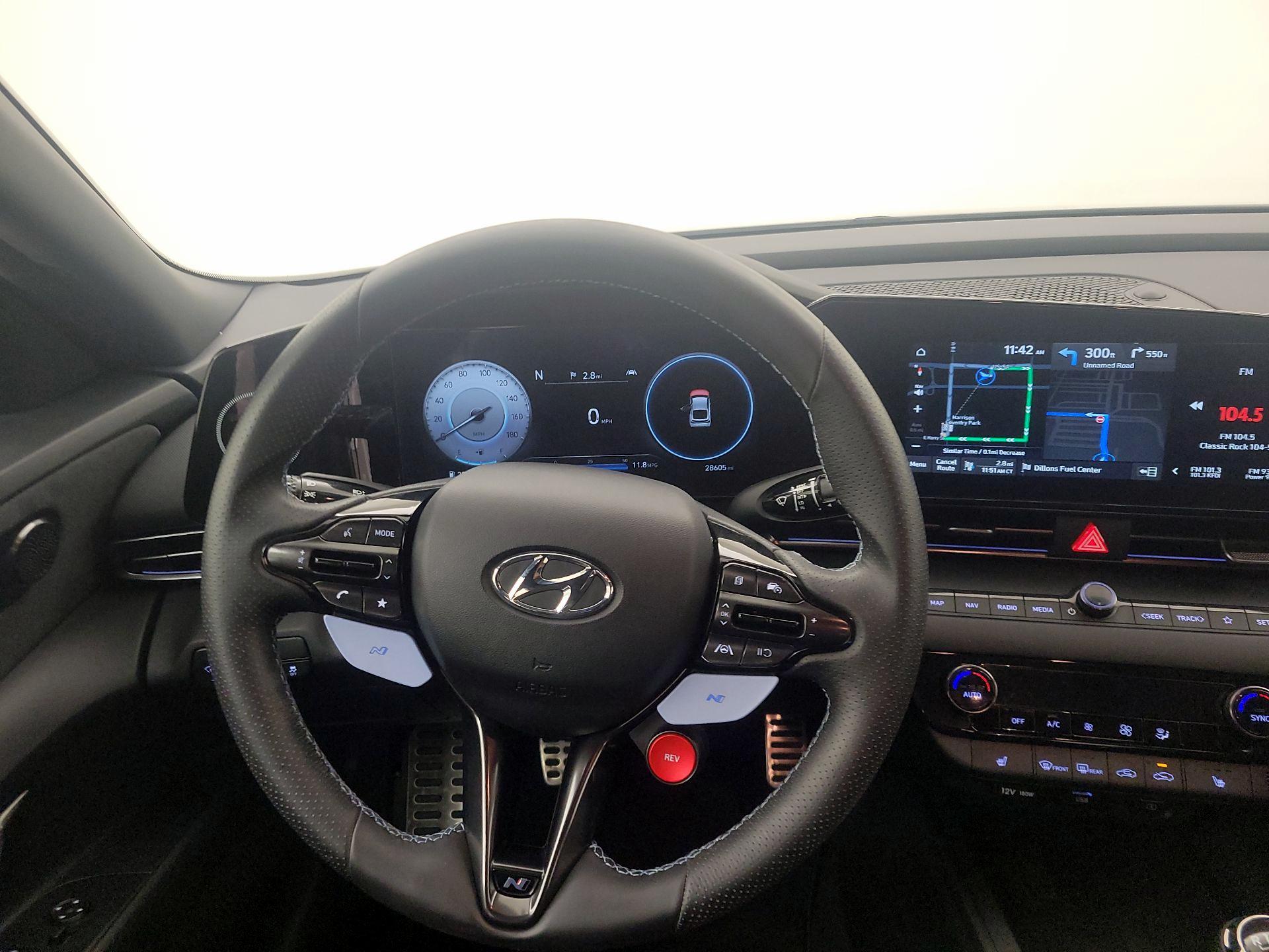 Thumbnail: 2023 Hyundai Elantra - 10