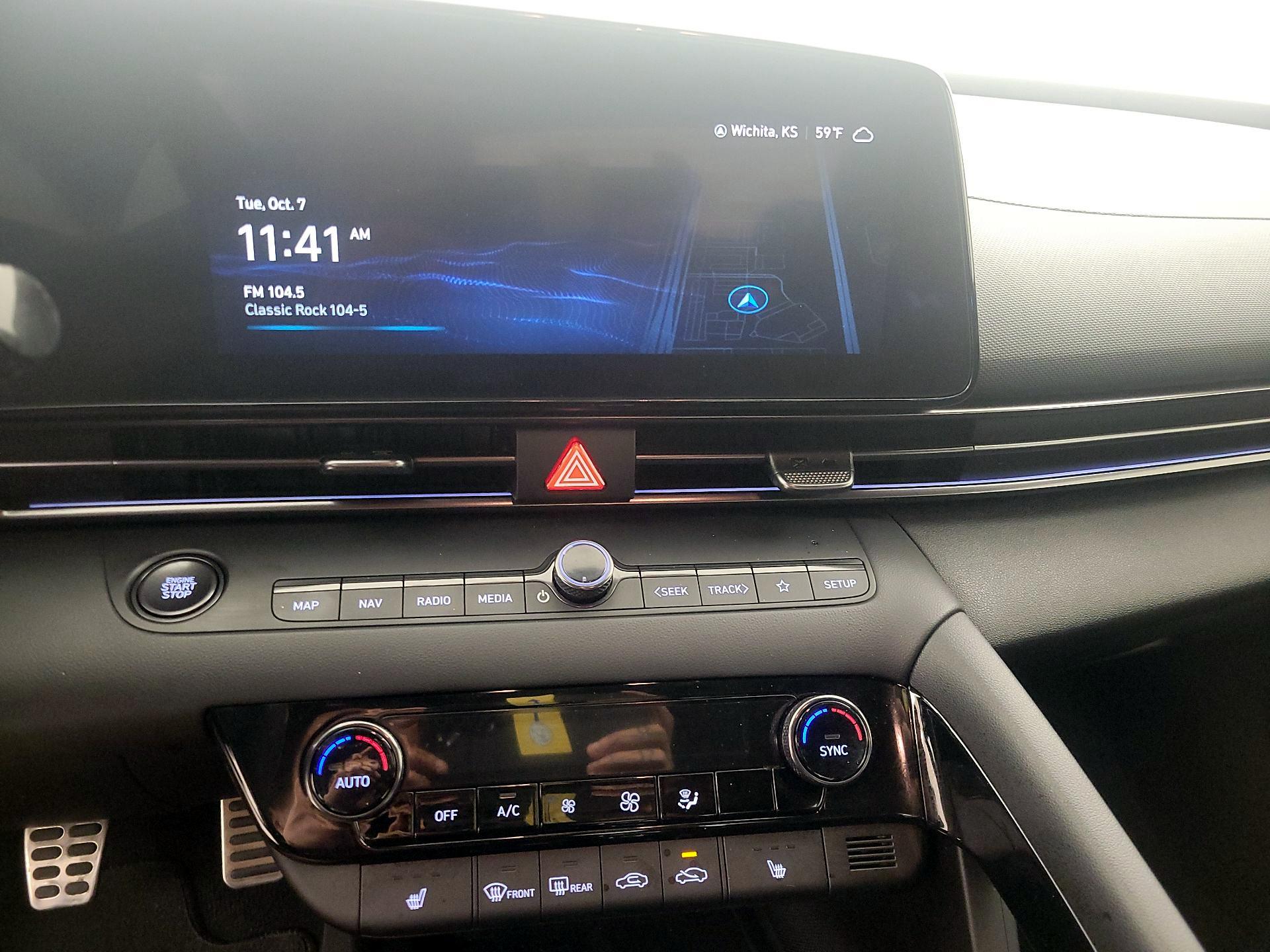 Thumbnail: 2023 Hyundai Elantra - 16