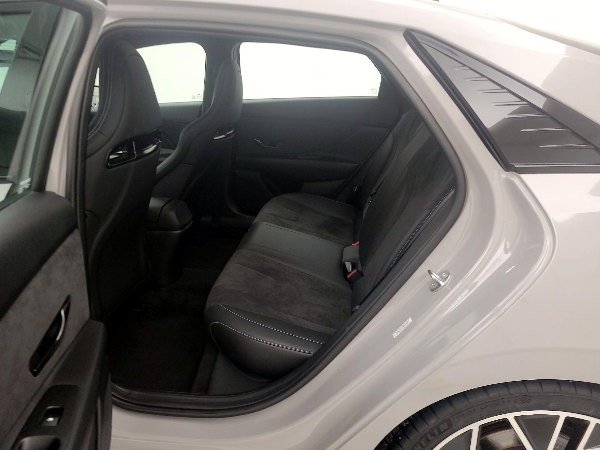 Thumbnail: 2023 Hyundai Elantra - 20