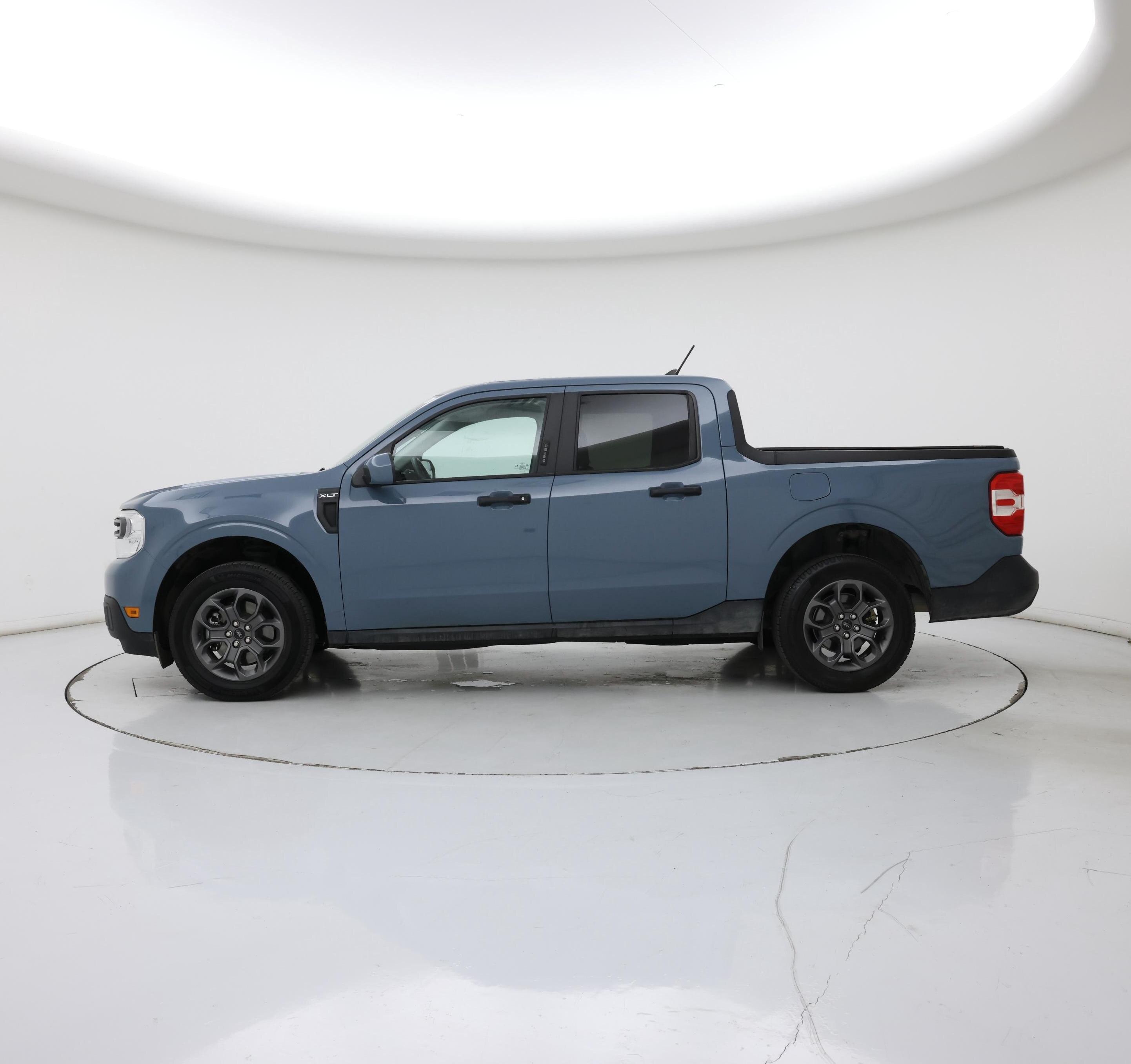 Thumbnail: 2022 Ford Maverick - 3