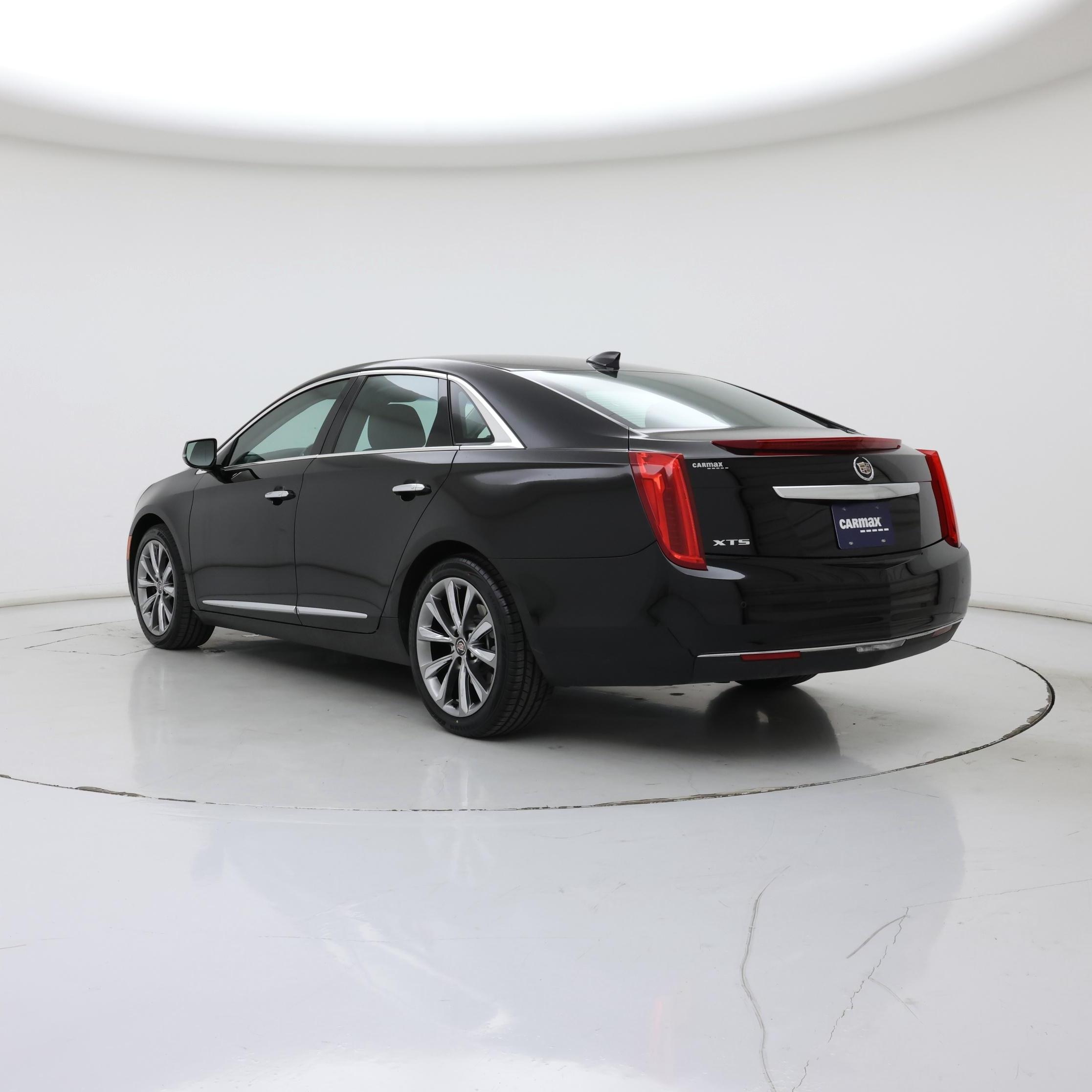 Thumbnail: 2015 Cadillac XTS - 2
