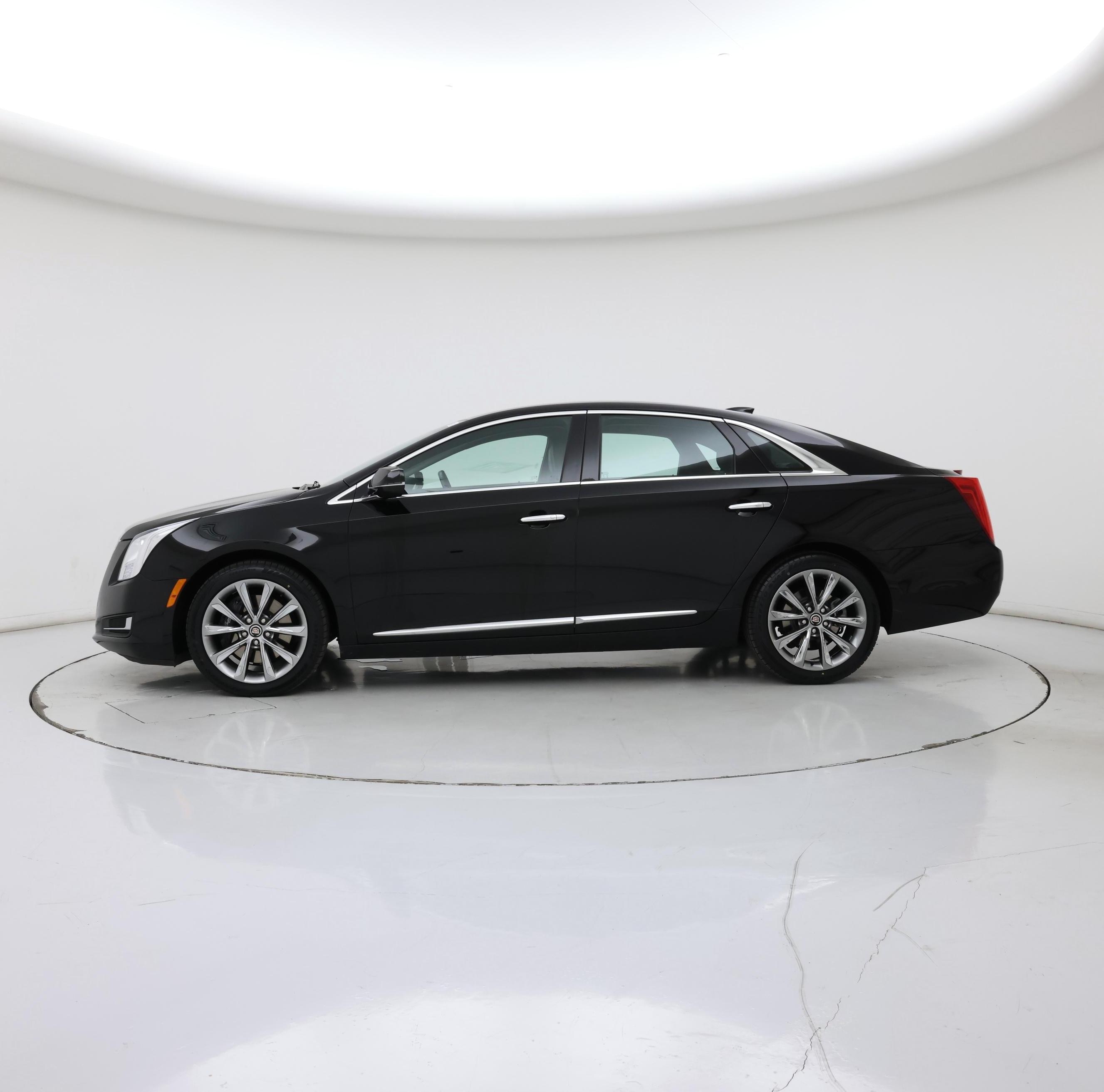 Thumbnail: 2015 Cadillac XTS - 3