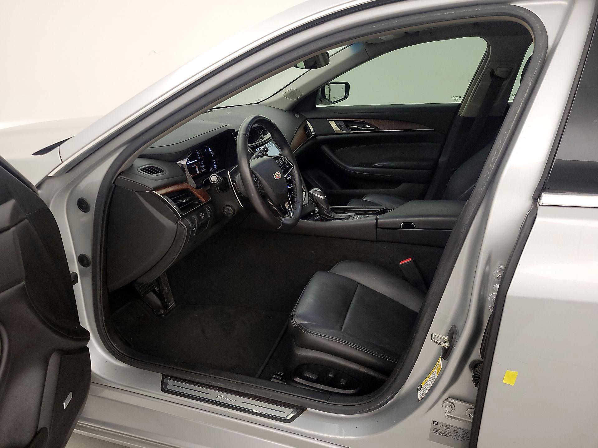 Thumbnail: 2018 Cadillac CTS - 11