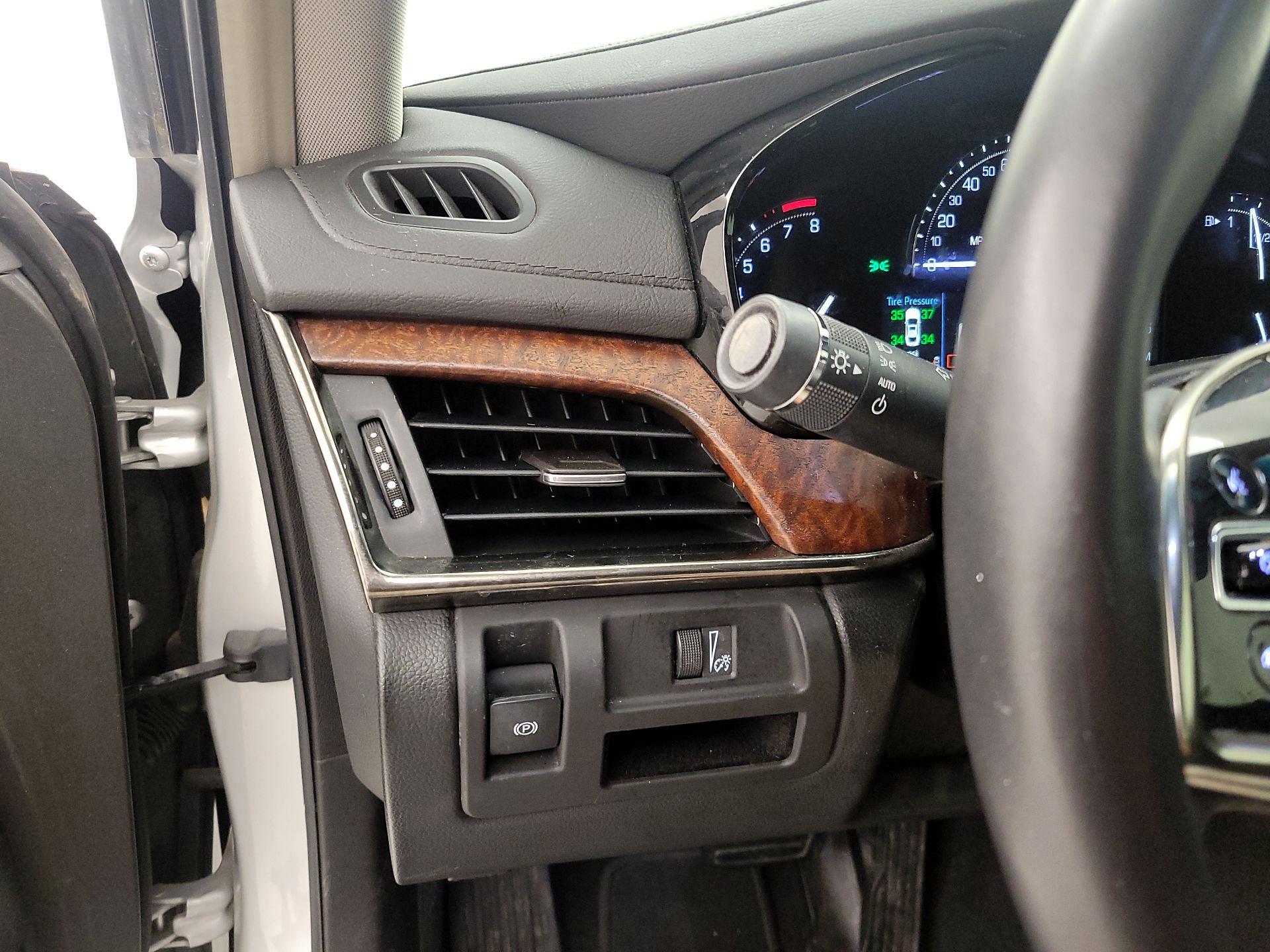 Thumbnail: 2018 Cadillac CTS - 13