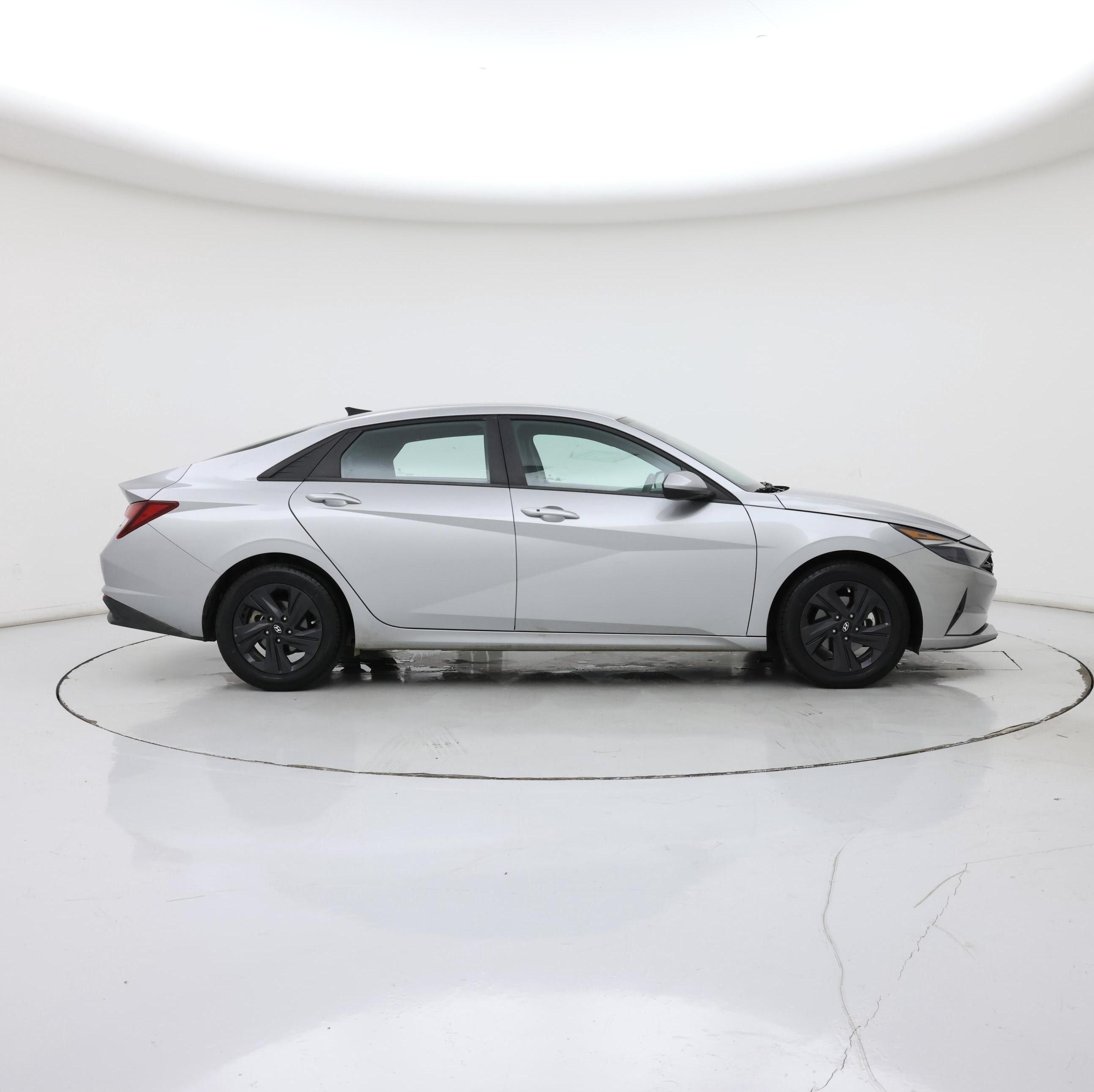 Thumbnail: 2023 Hyundai Elantra - 7