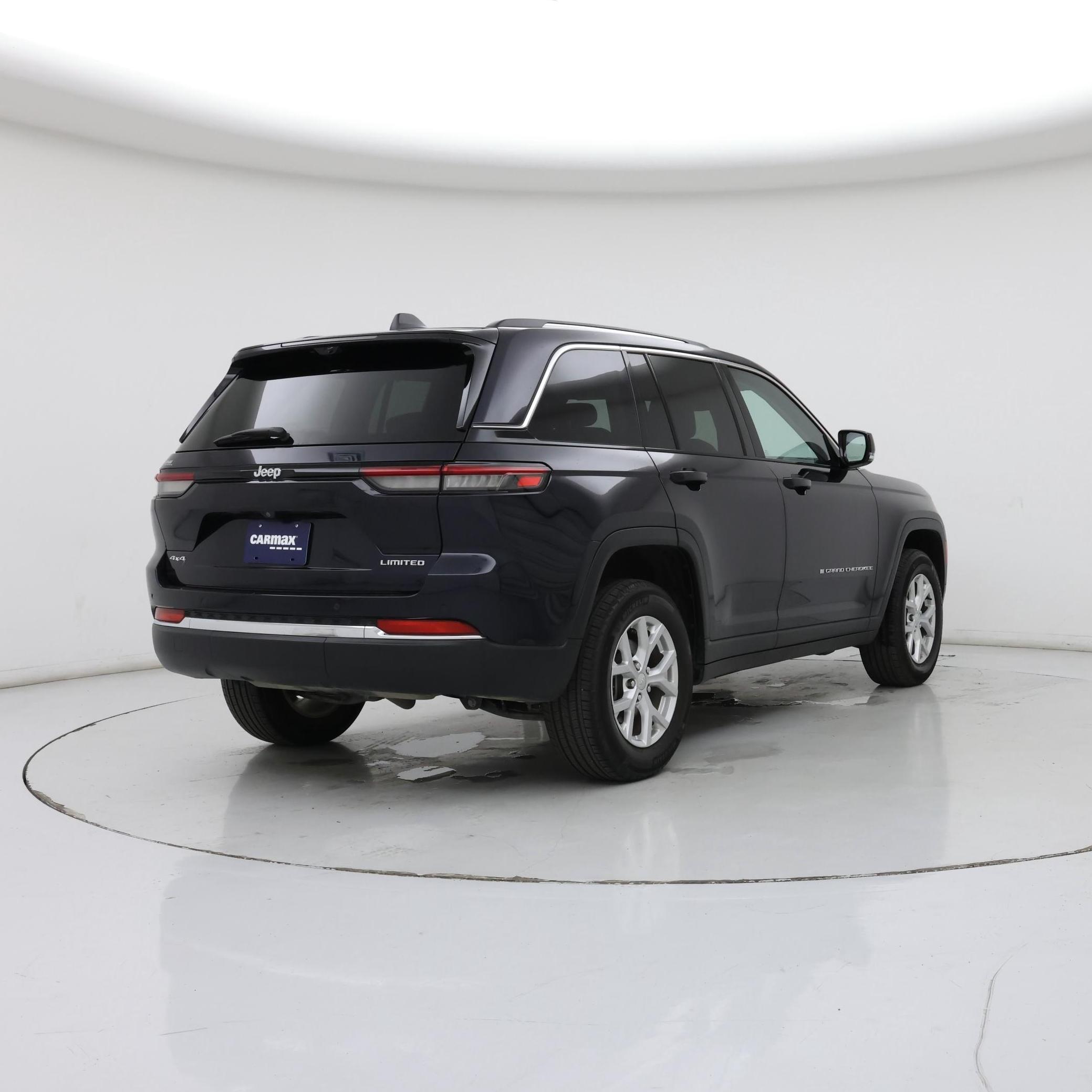 Thumbnail: 2023 Jeep Grand Cherokee - 8