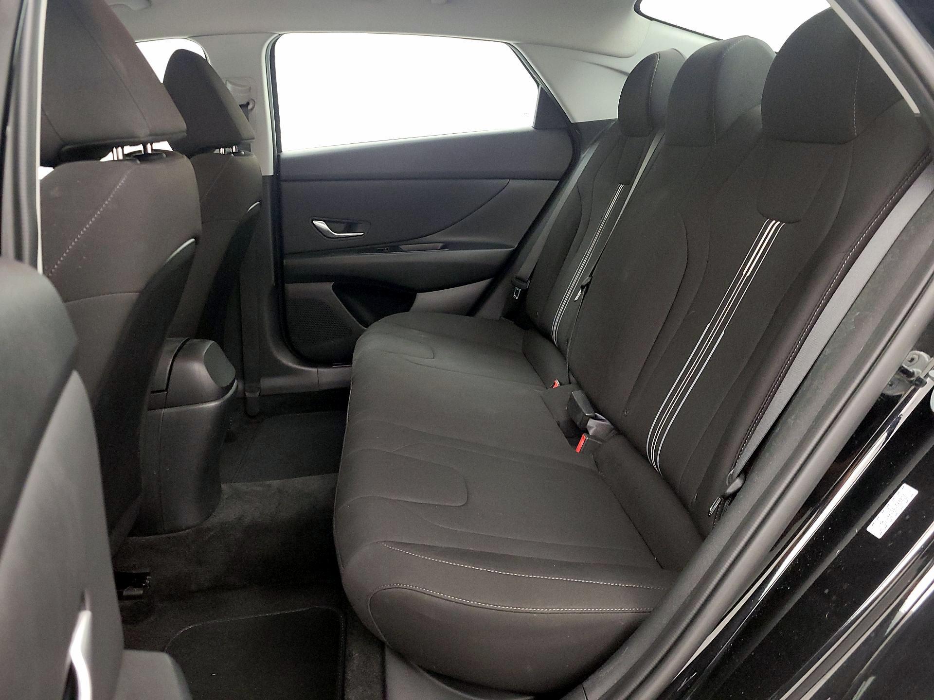 Thumbnail: 2023 Hyundai Elantra - 20