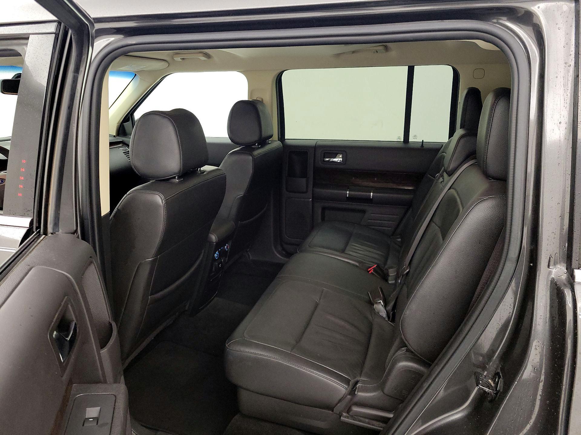 Thumbnail: 2019 Ford Flex - 19