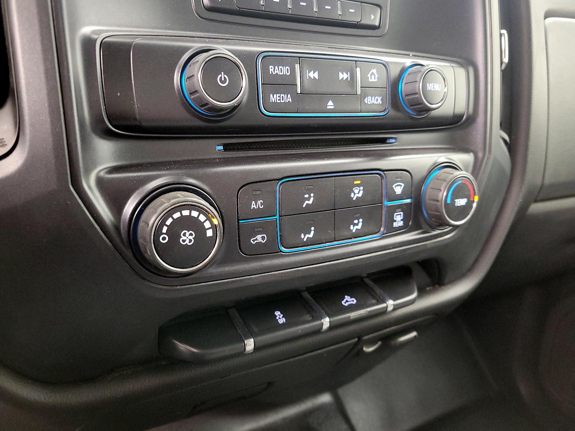 Thumbnail: 2015 Chevrolet Silverado 1500 - 15