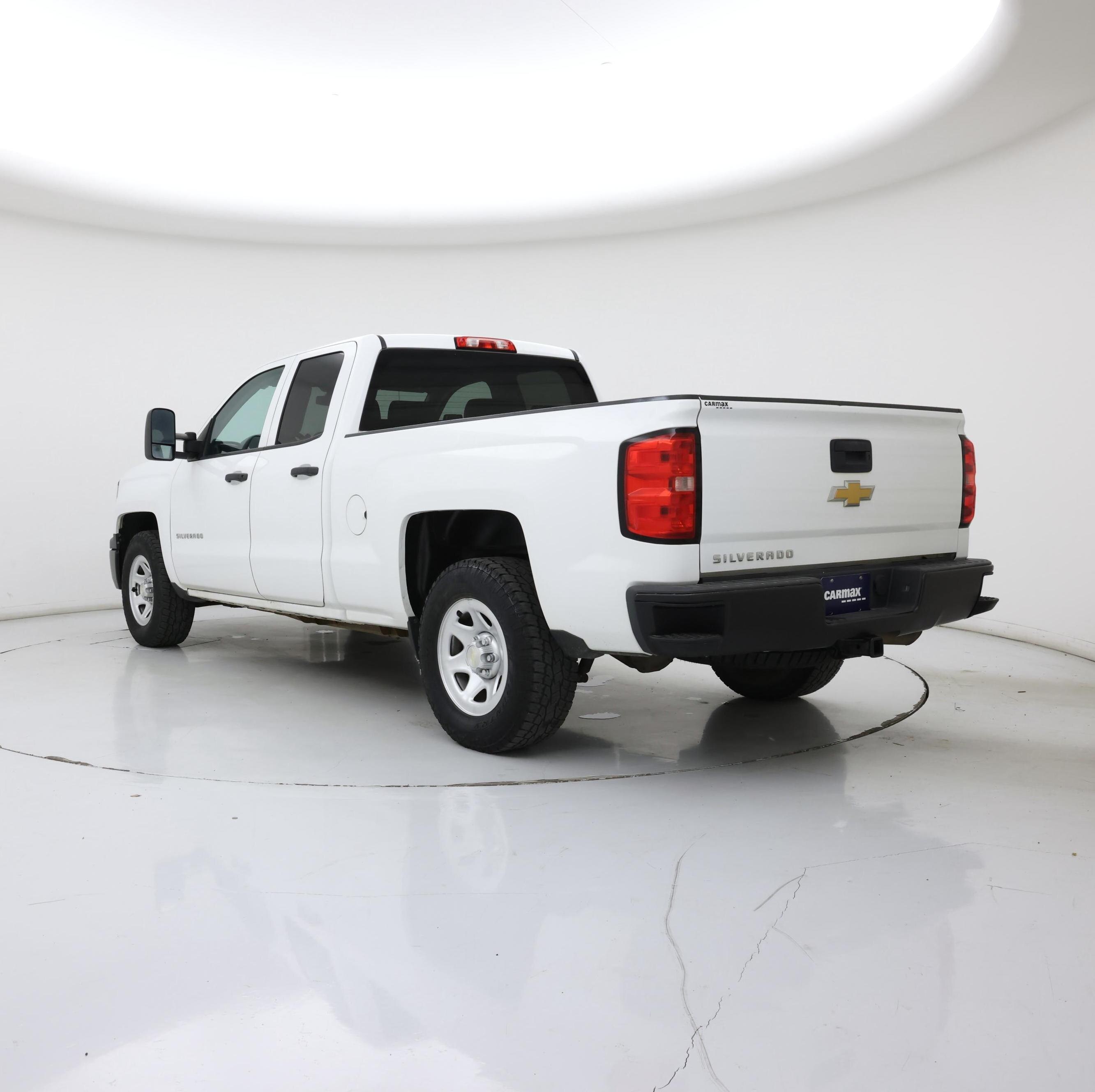 Thumbnail: 2015 Chevrolet Silverado 1500 - 2