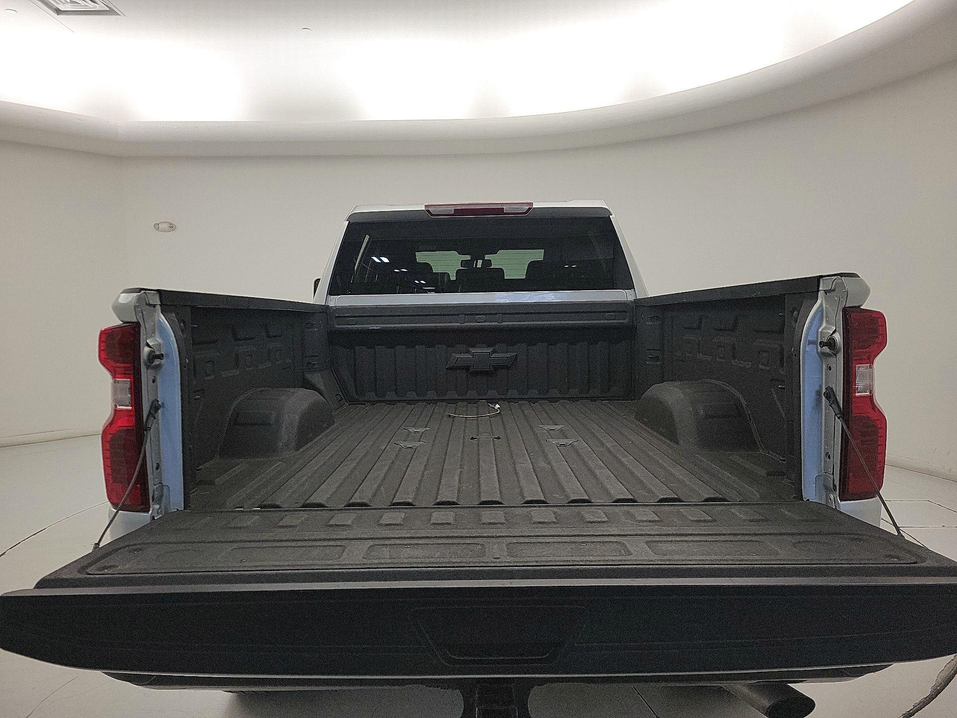 Thumbnail: 2023 Chevrolet Silverado 2500 - 20