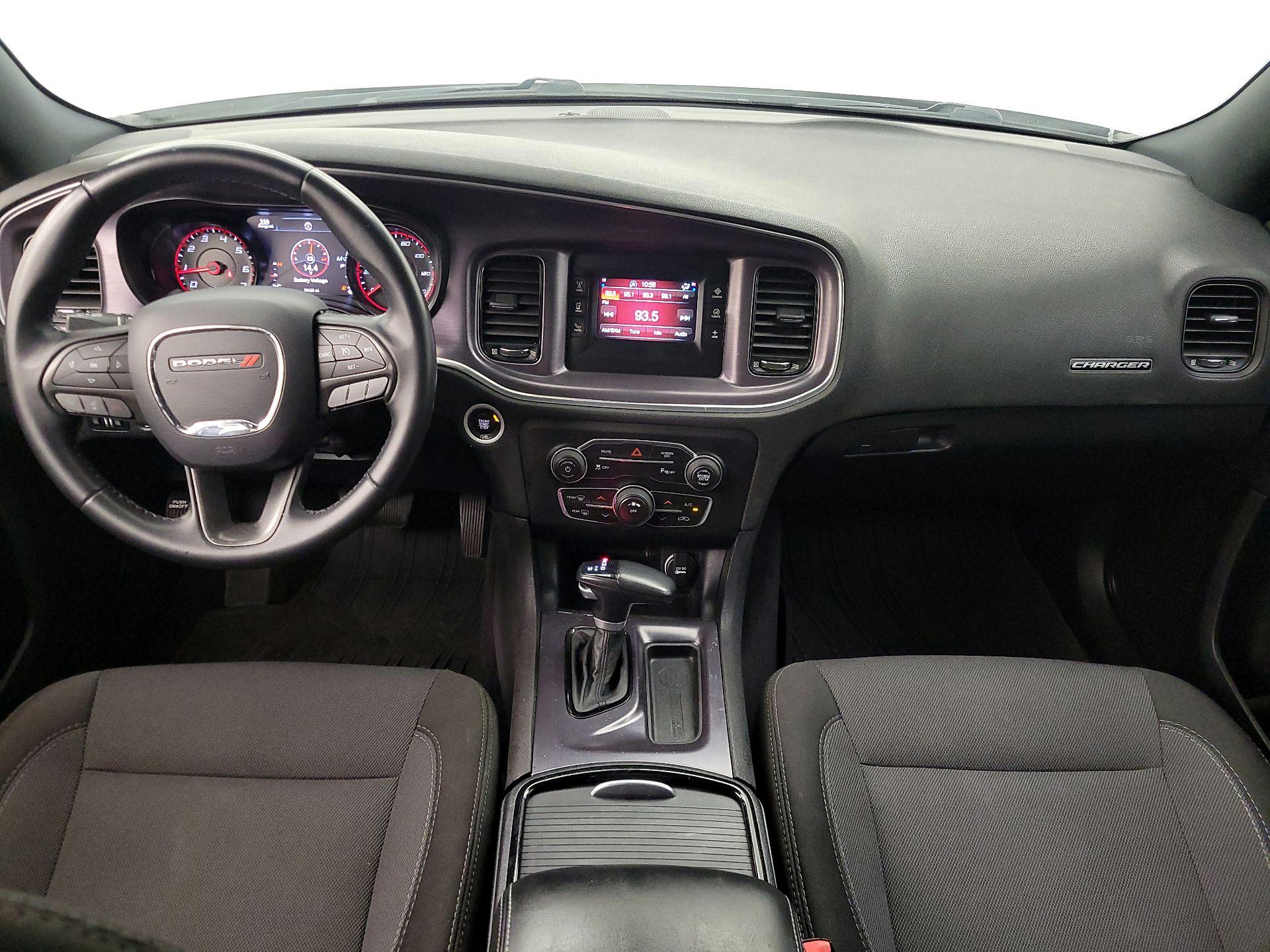 Thumbnail: 2017 Dodge Charger - 9