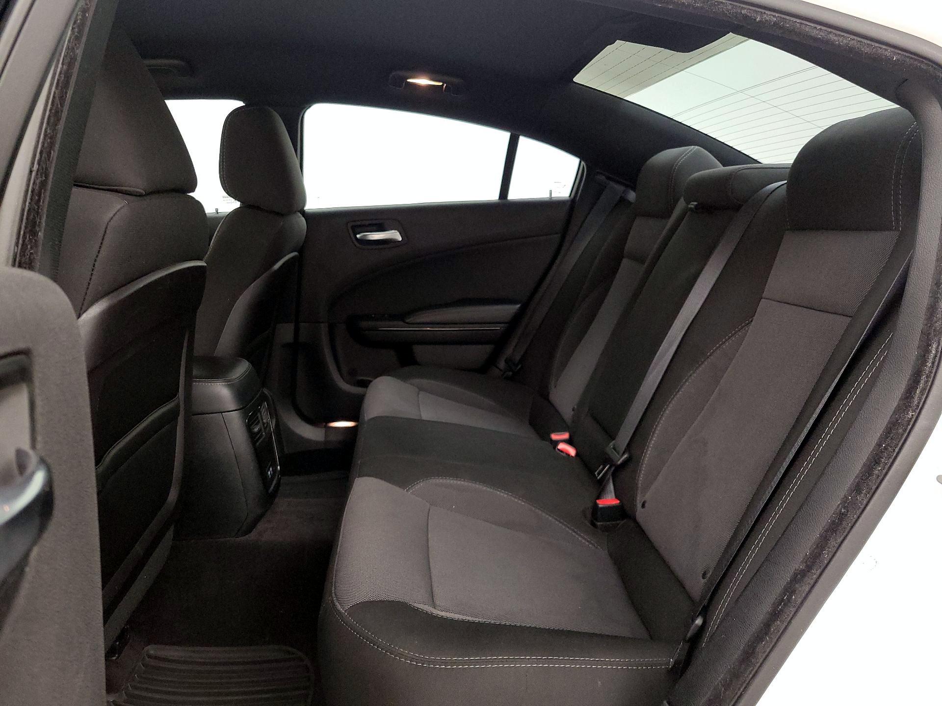 Thumbnail: 2017 Dodge Charger - 18