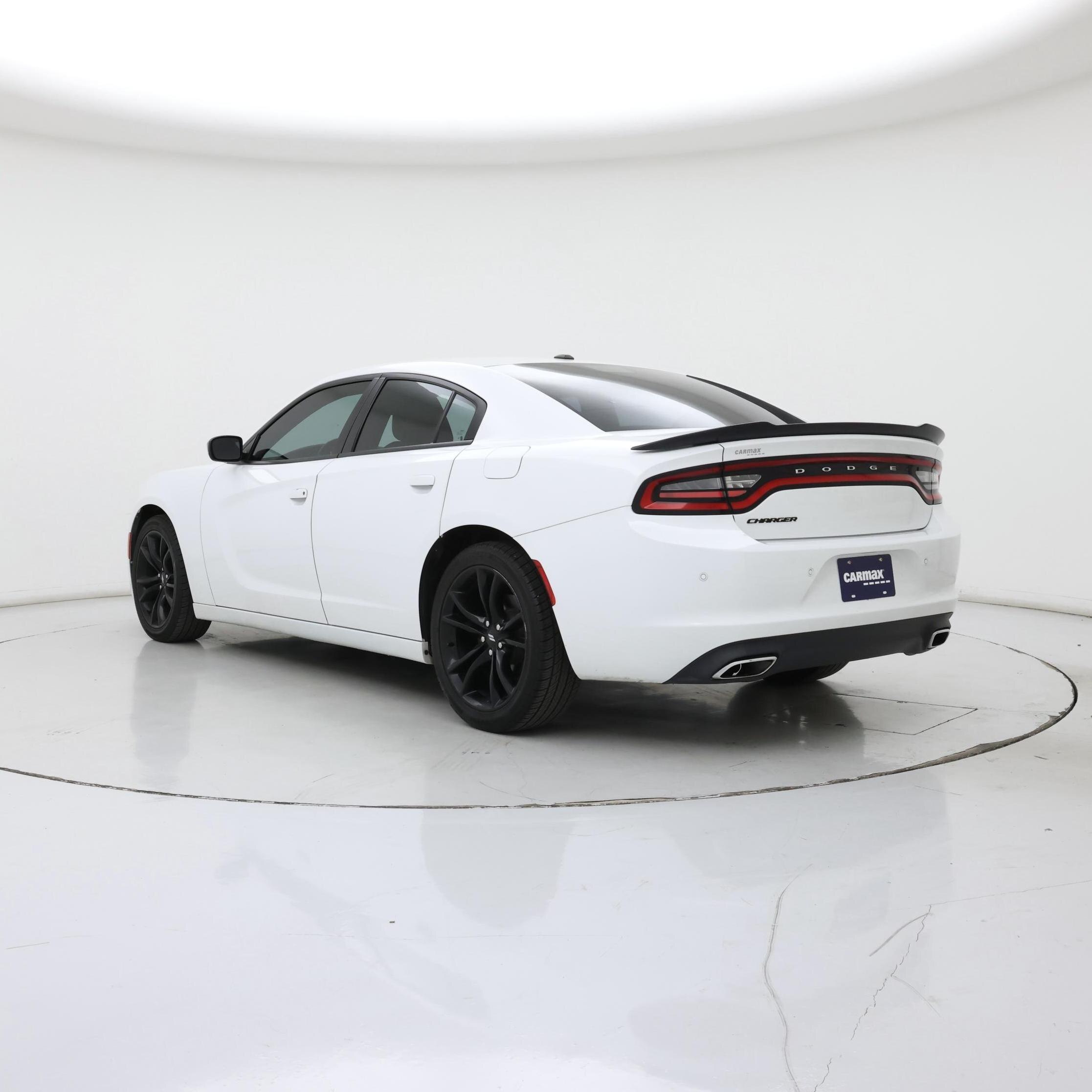 Thumbnail: 2017 Dodge Charger - 2