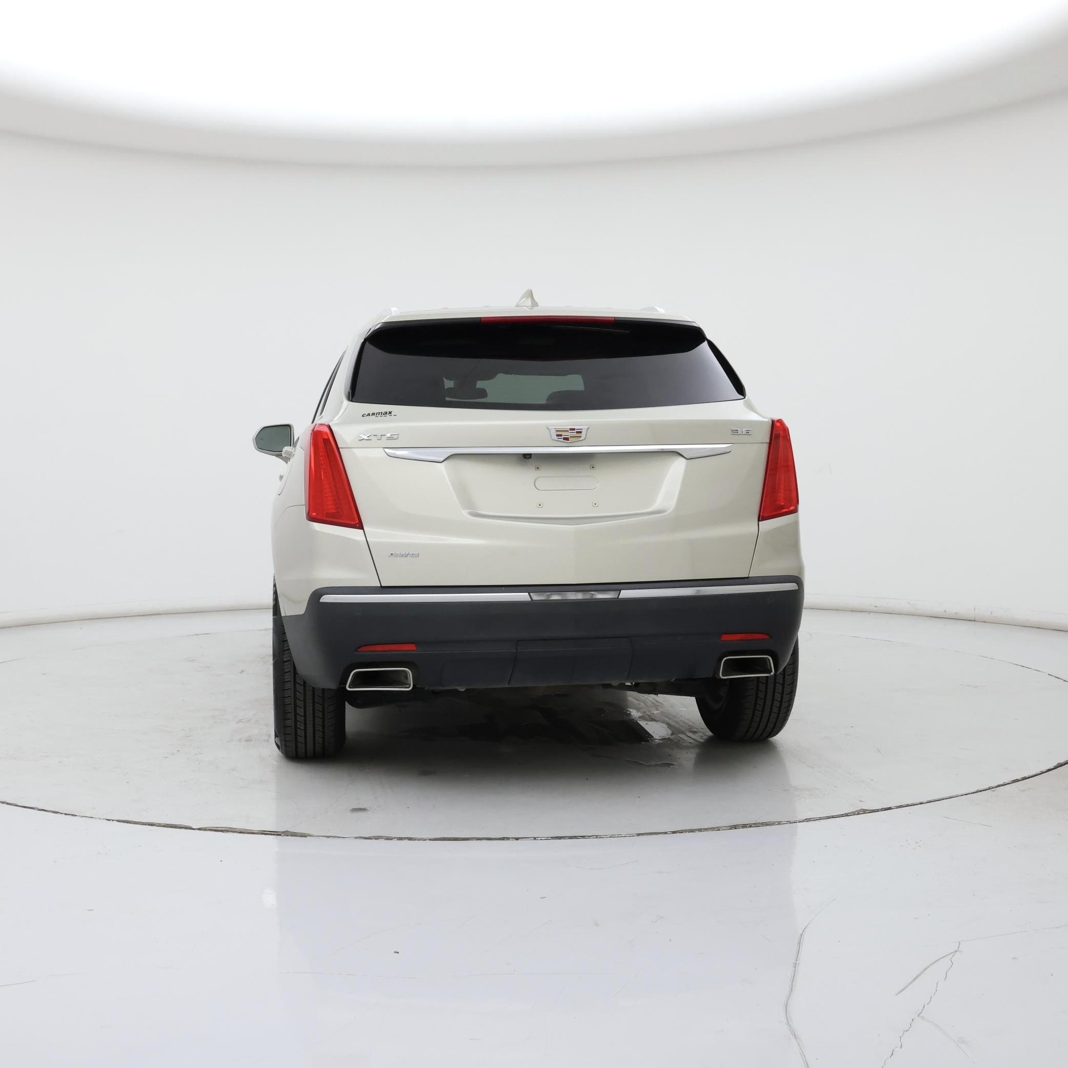 Thumbnail: 2017 Cadillac XT5 - 6