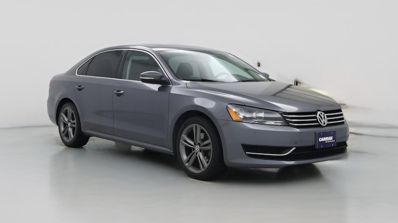 2014 Volkswagen Passat SE Hero Image