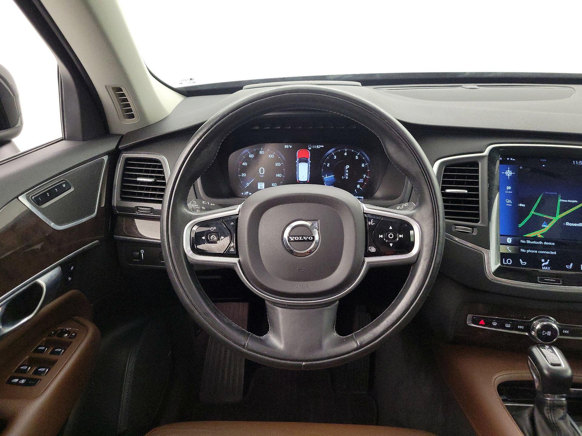 Thumbnail: 2019 Volvo XC90 - 10